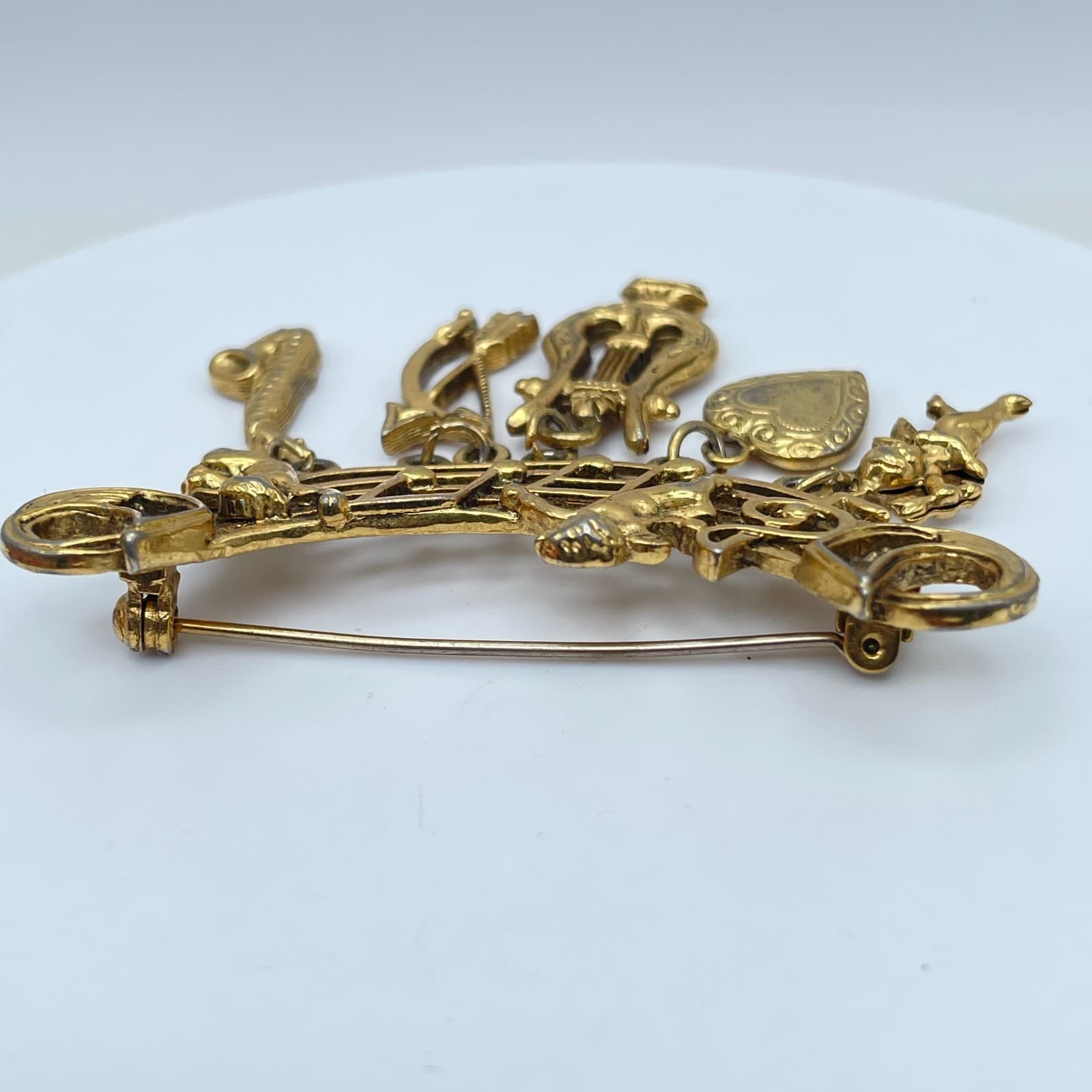 Vintage Gold-Tone Engraved Metal Musical Instrument Charm Tassel Brooch Pin - Thumbnail 6