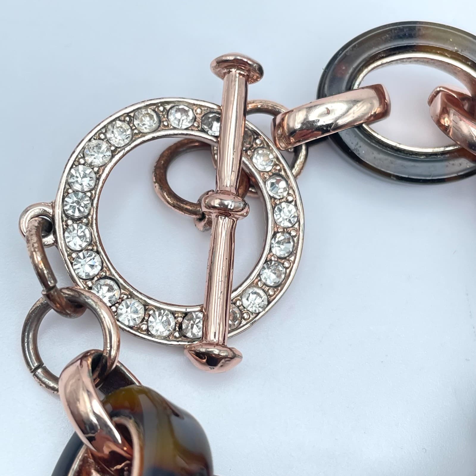 Vintage Rose Gold-Tone Crystal-Encrusted Tortoiseshell Link Toggle Bracelet - Thumbnail 4