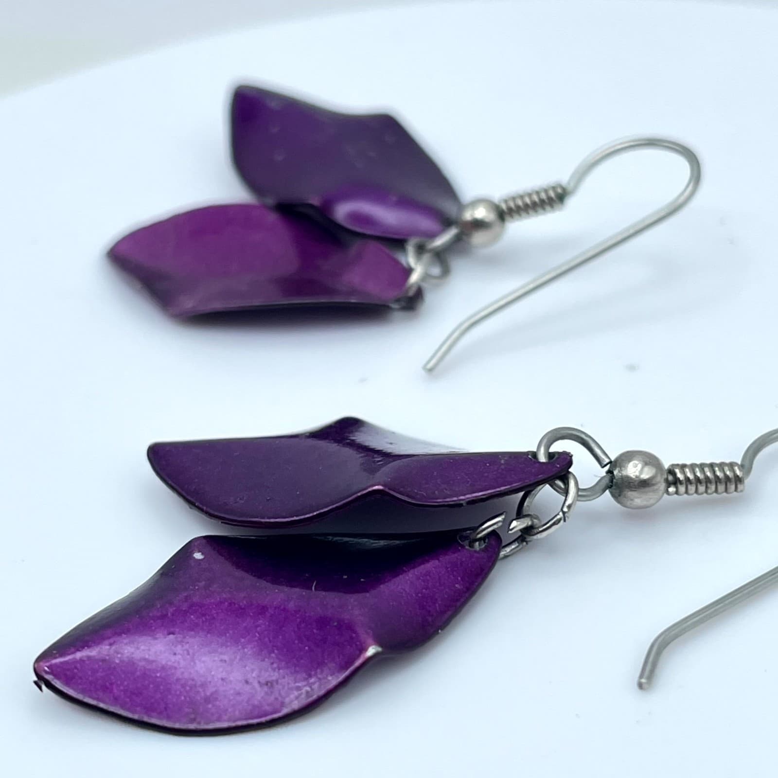 Vintage Silver-Tone Classic Purple Metal Curved Leaf Dangle French Hook Earrings - Thumbnail 6