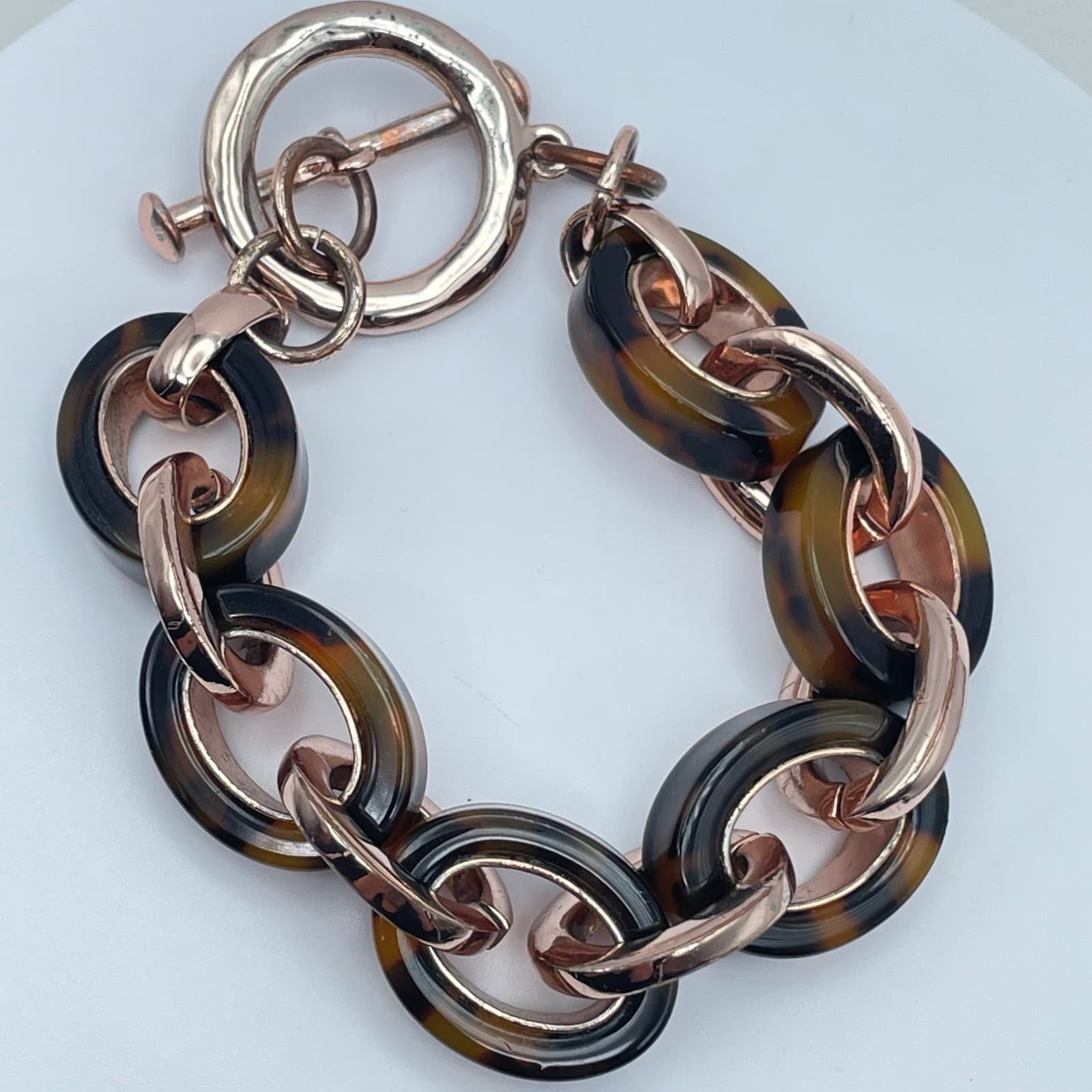 Vintage Rose Gold-Tone Crystal-Encrusted Tortoiseshell Link Toggle Bracelet - Thumbnail 5