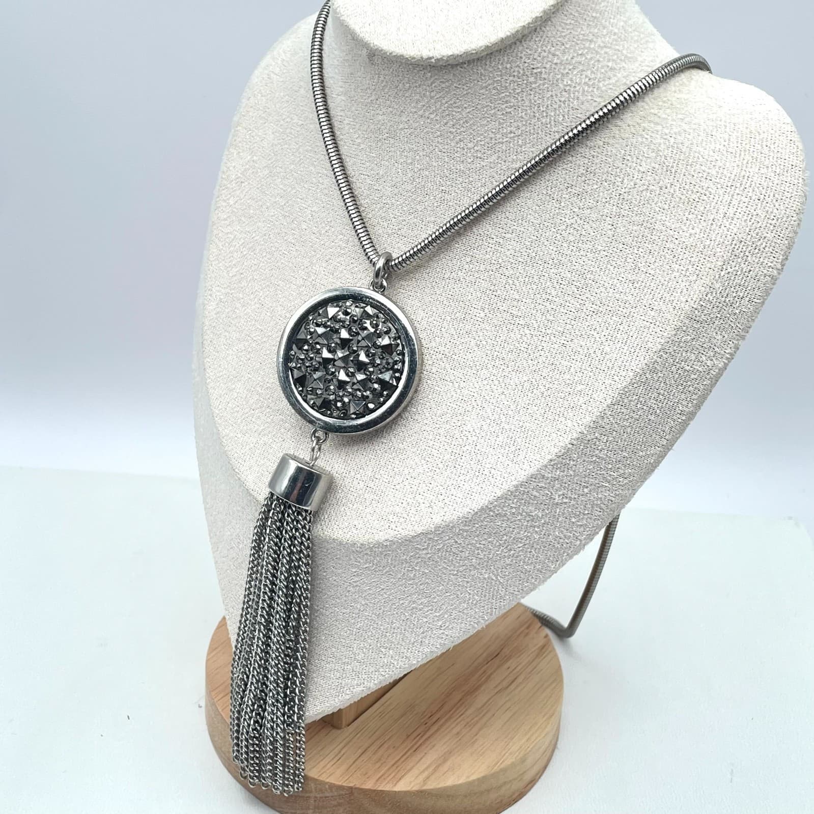 Vintage Silver-Tone Beaded Chain Metal Fringe Round Druzy Pendant Necklace - Thumbnail 3