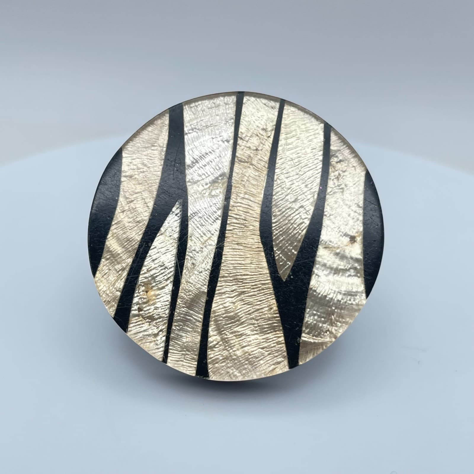 Vintage Silver-Tone Adjustable Glassmour Zebra Palateau Art Deco Cocktail Ring - Image 1