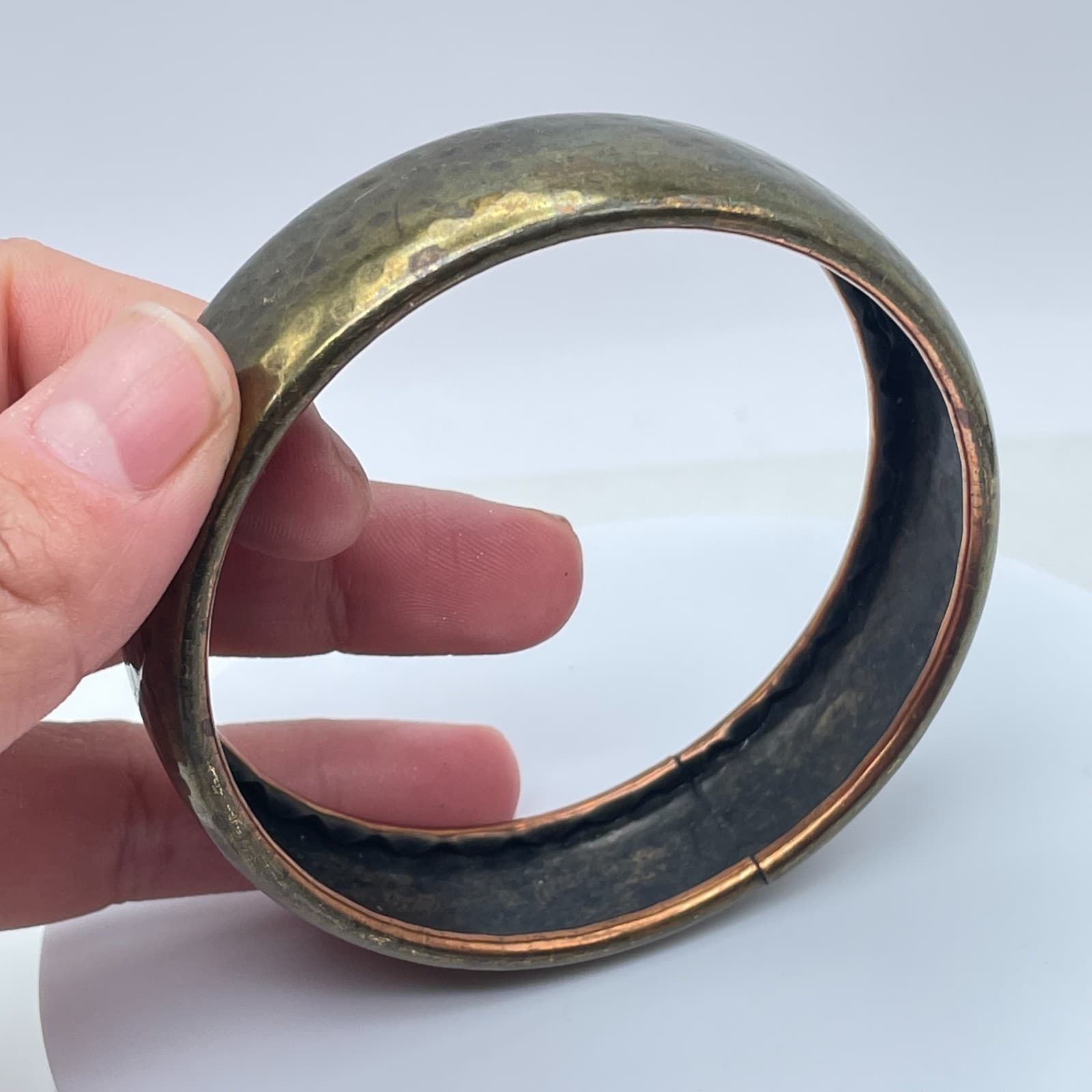 VTG Gold-Tone Hammered Metal Patina Finish Wide Cuff Bangle Stacking Bracelet - Thumbnail 5
