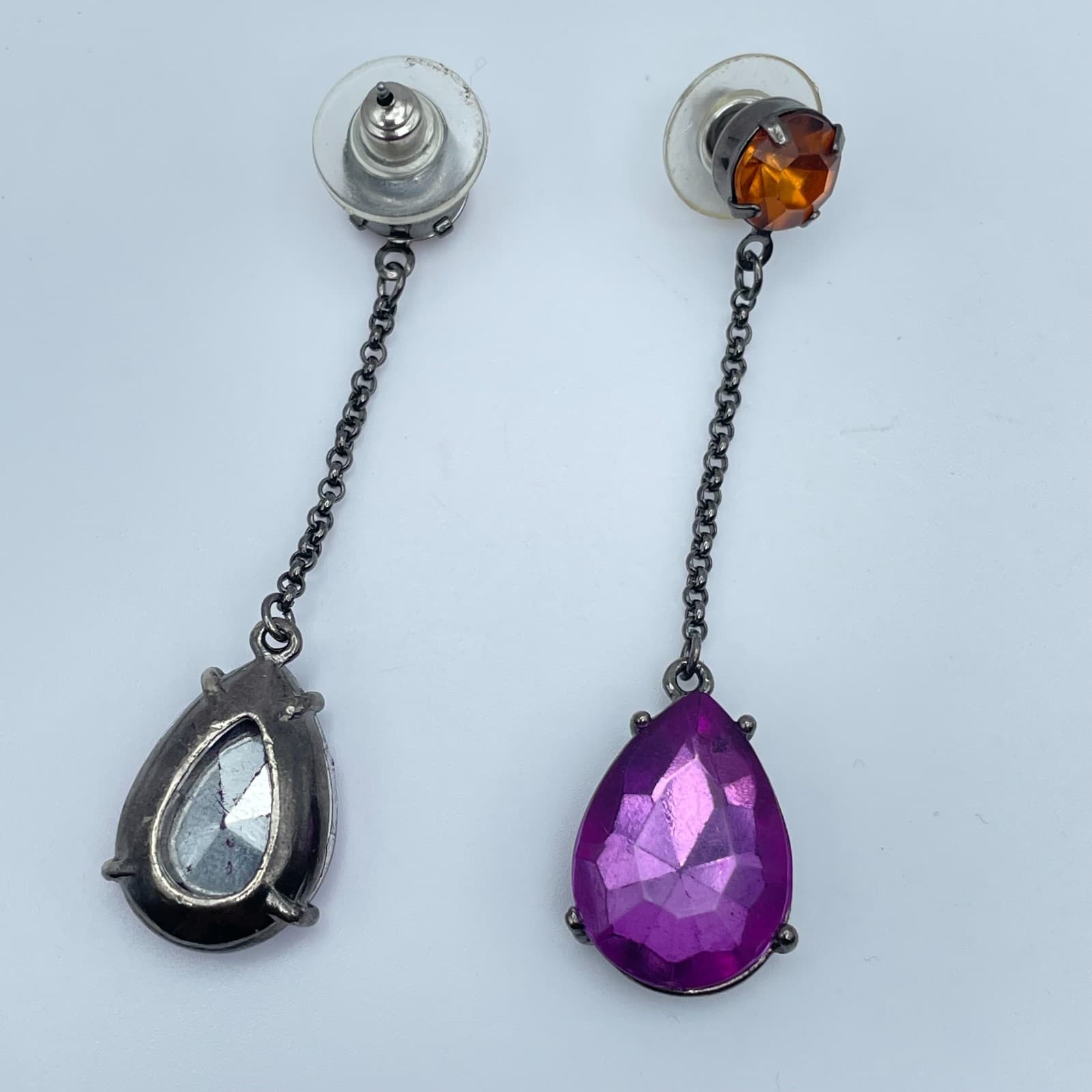 Vintage Gunmetal-Tone Prong Faceted Glass Purple Teardrop Beads Dangle Earrings - Thumbnail 2