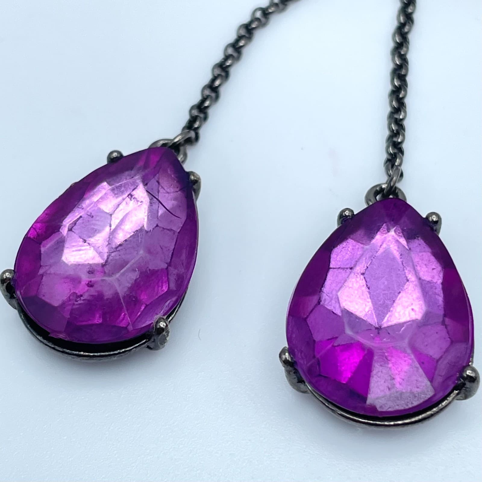 Vintage Gunmetal-Tone Prong Faceted Glass Purple Teardrop Beads Dangle Earrings - Thumbnail 6