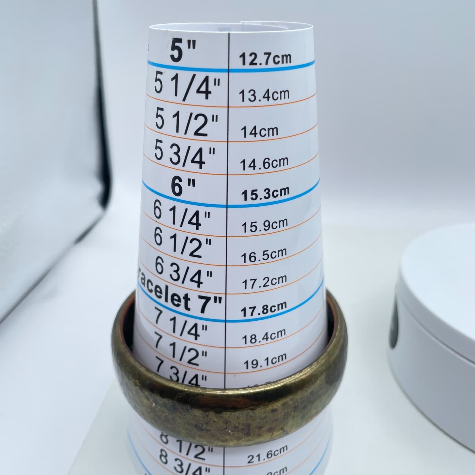 VTG Gold-Tone Hammered Metal Patina Finish Wide Cuff Bangle Stacking Bracelet - Thumbnail 2