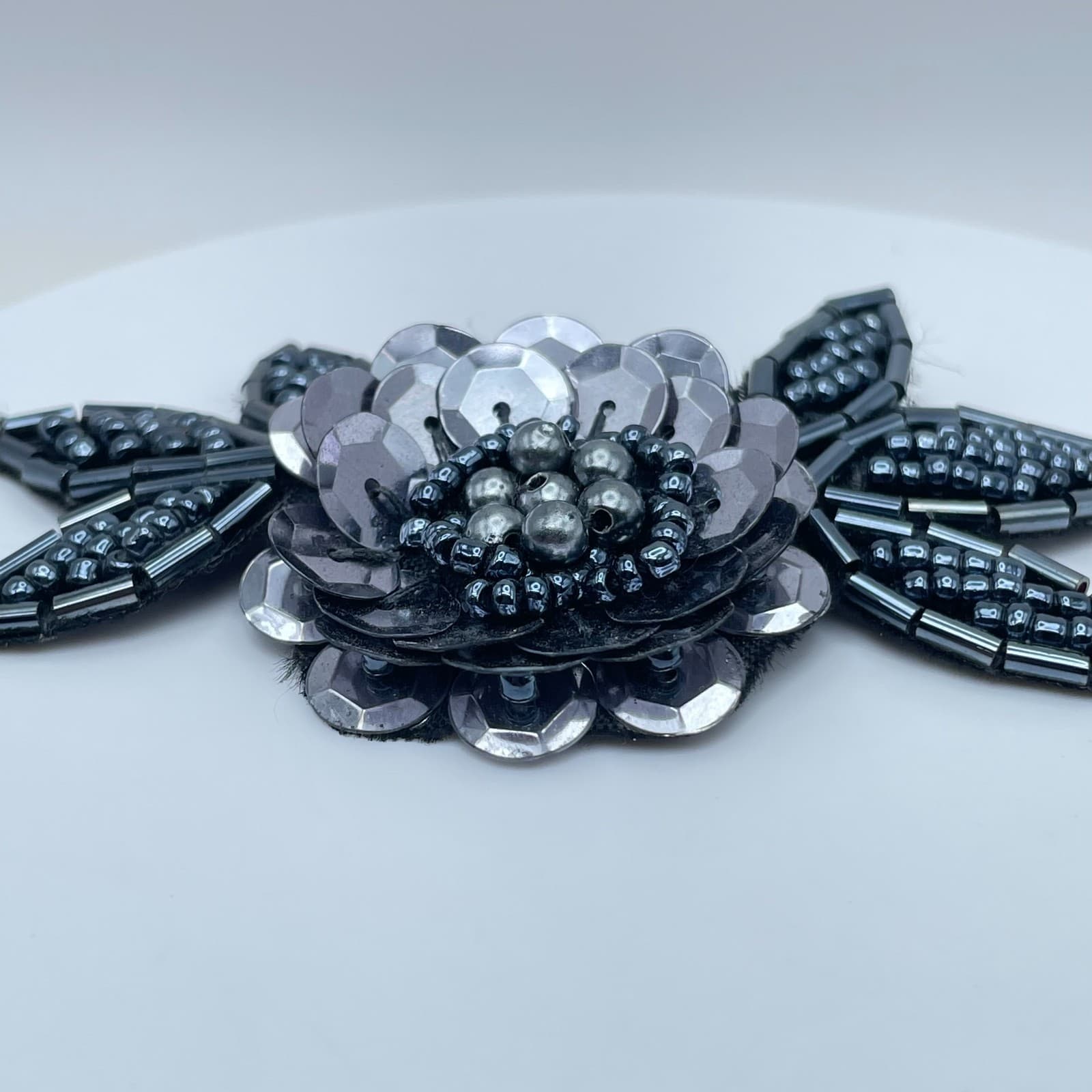 Vintage Black Sequins Seed Beaded Cluster Leaves Floral Appliqué Brooch Pin - Thumbnail 4