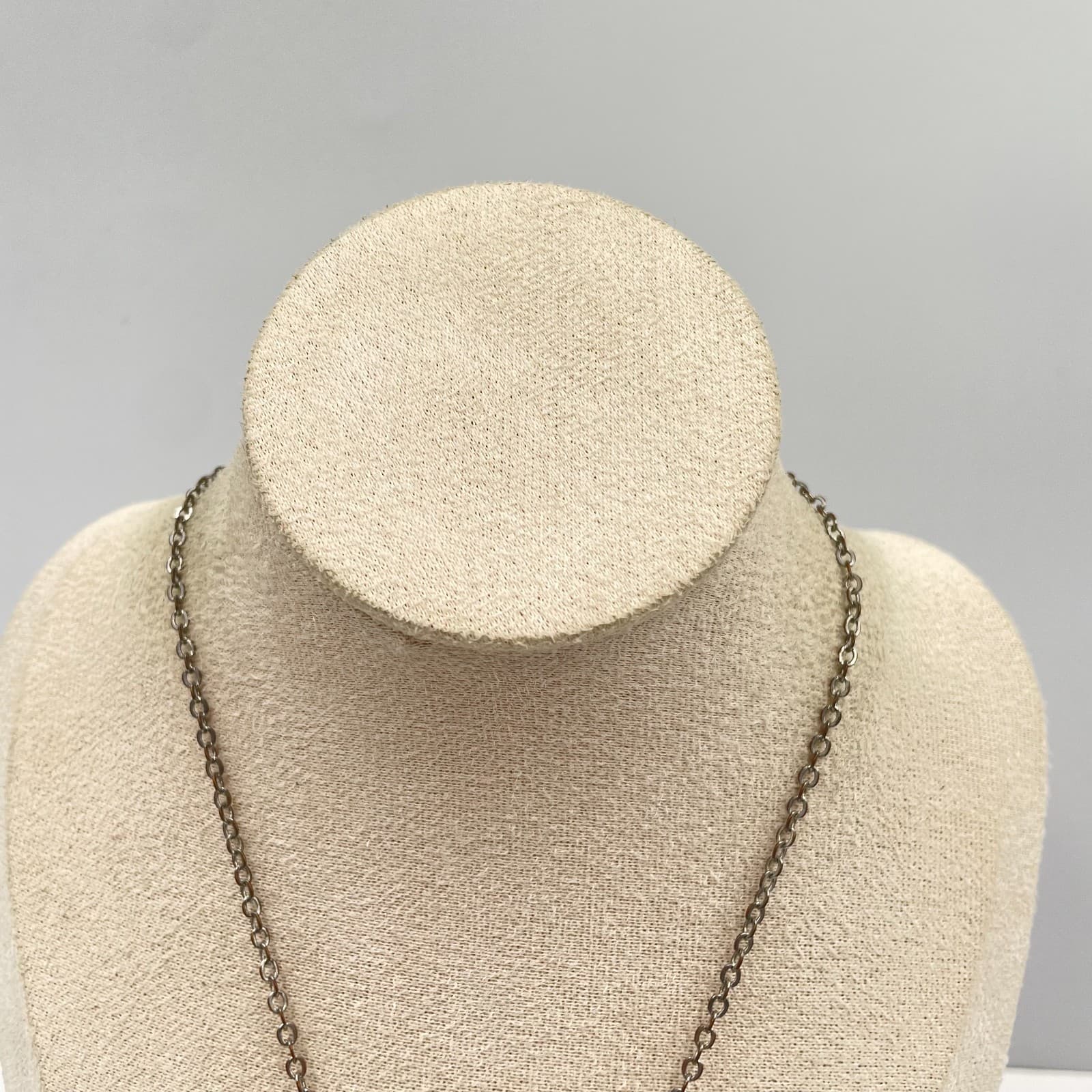 Vintage Silver Tone Mesh Love Knot Pendant Necklace Mixed Metal Woven Link 20" - Thumbnail 3