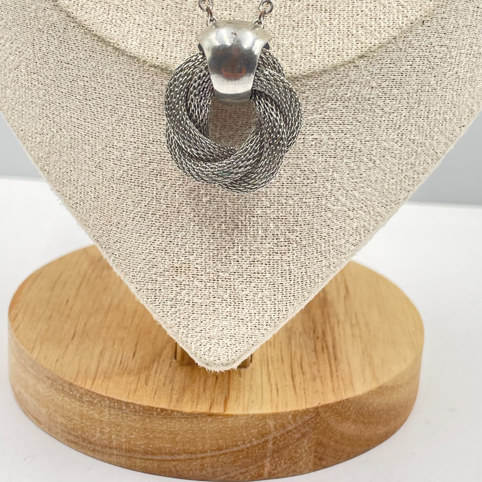 Vintage Silver Tone Mesh Love Knot Pendant Necklace Mixed Metal Woven Link 20" - Thumbnail 4