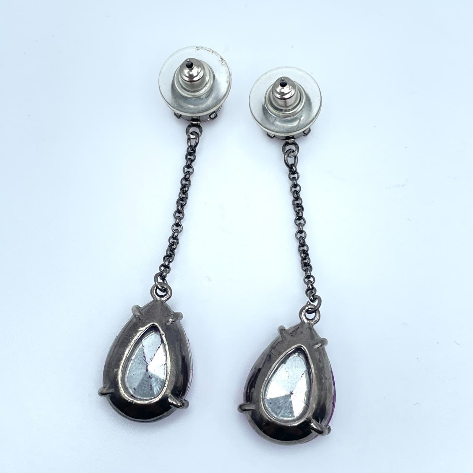 Vintage Gunmetal-Tone Prong Faceted Glass Purple Teardrop Beads Dangle Earrings - Thumbnail 4