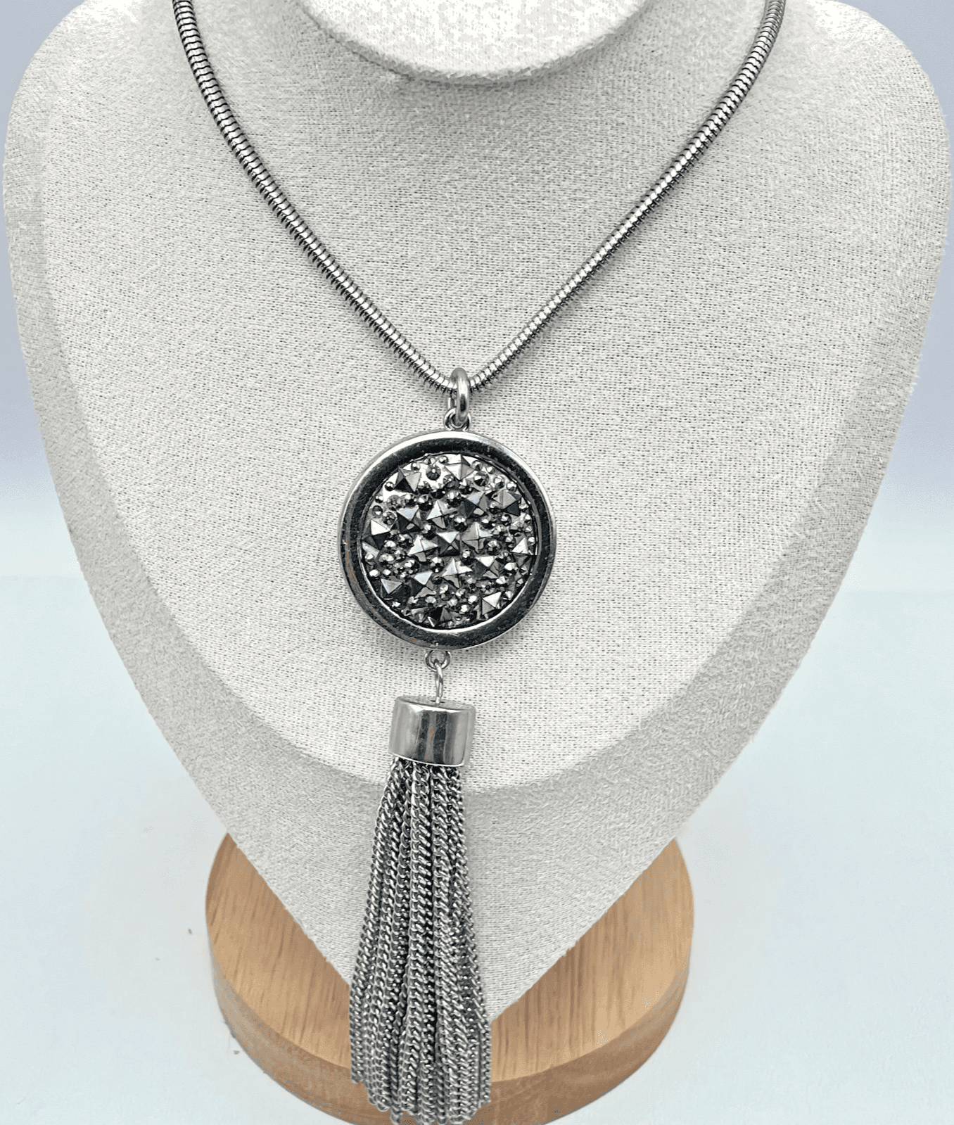 Vintage Silver-Tone Beaded Chain Metal Fringe Round Druzy Pendant Necklace - Image 1