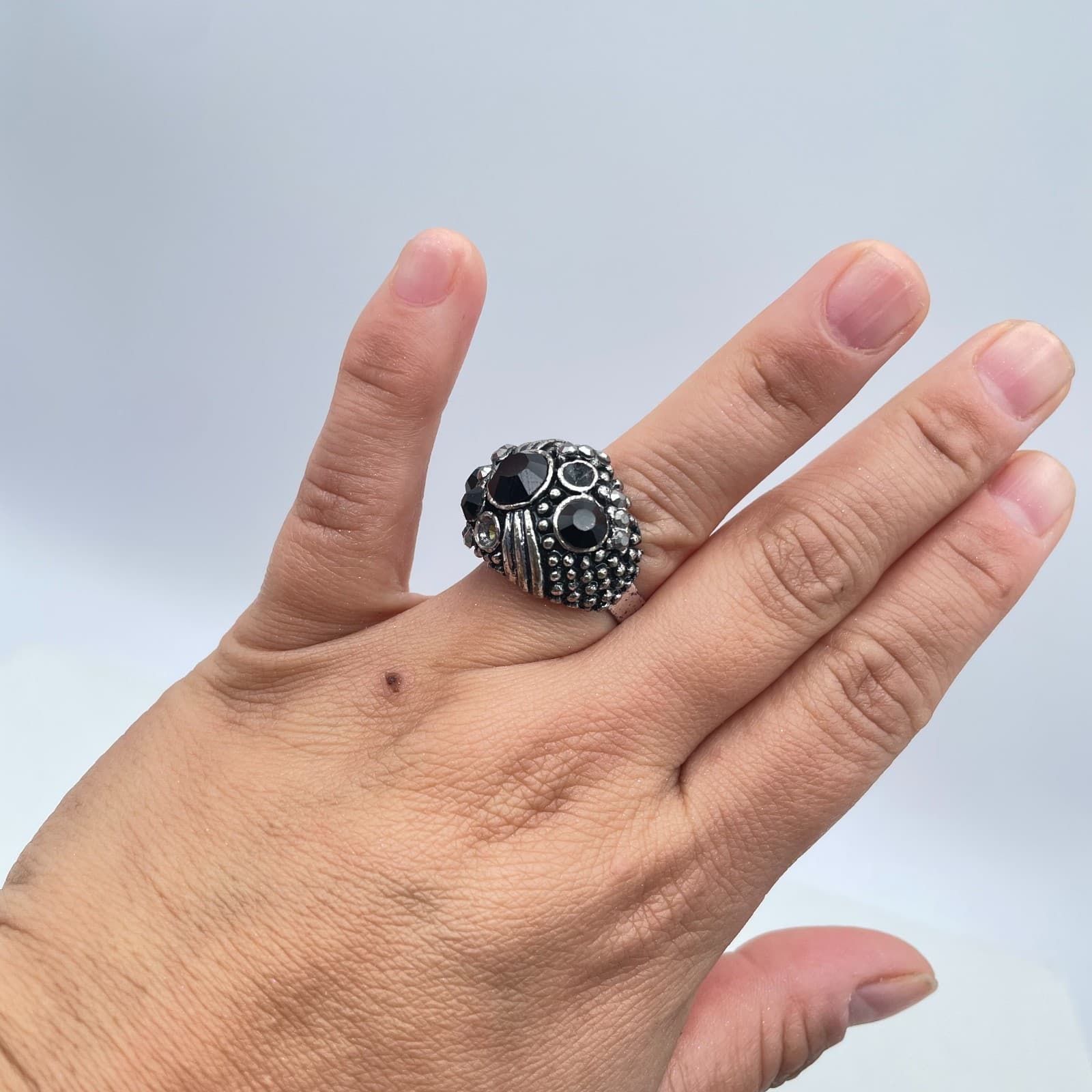 Vintage Silver-Tone Bohemian Oxidize Metal Bezel Faceted Beads Royal Shape Ring - Thumbnail 9