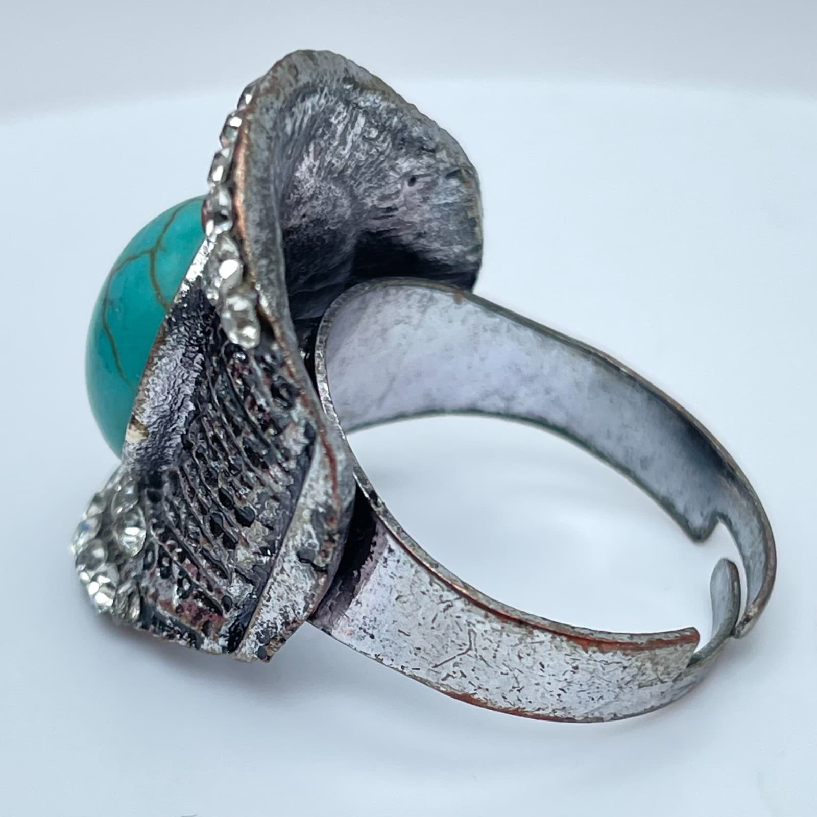 Silver-Tone Oxidize Metal Pave Clear Rhinestone Oval Turquoise Statement Ring - Thumbnail 4