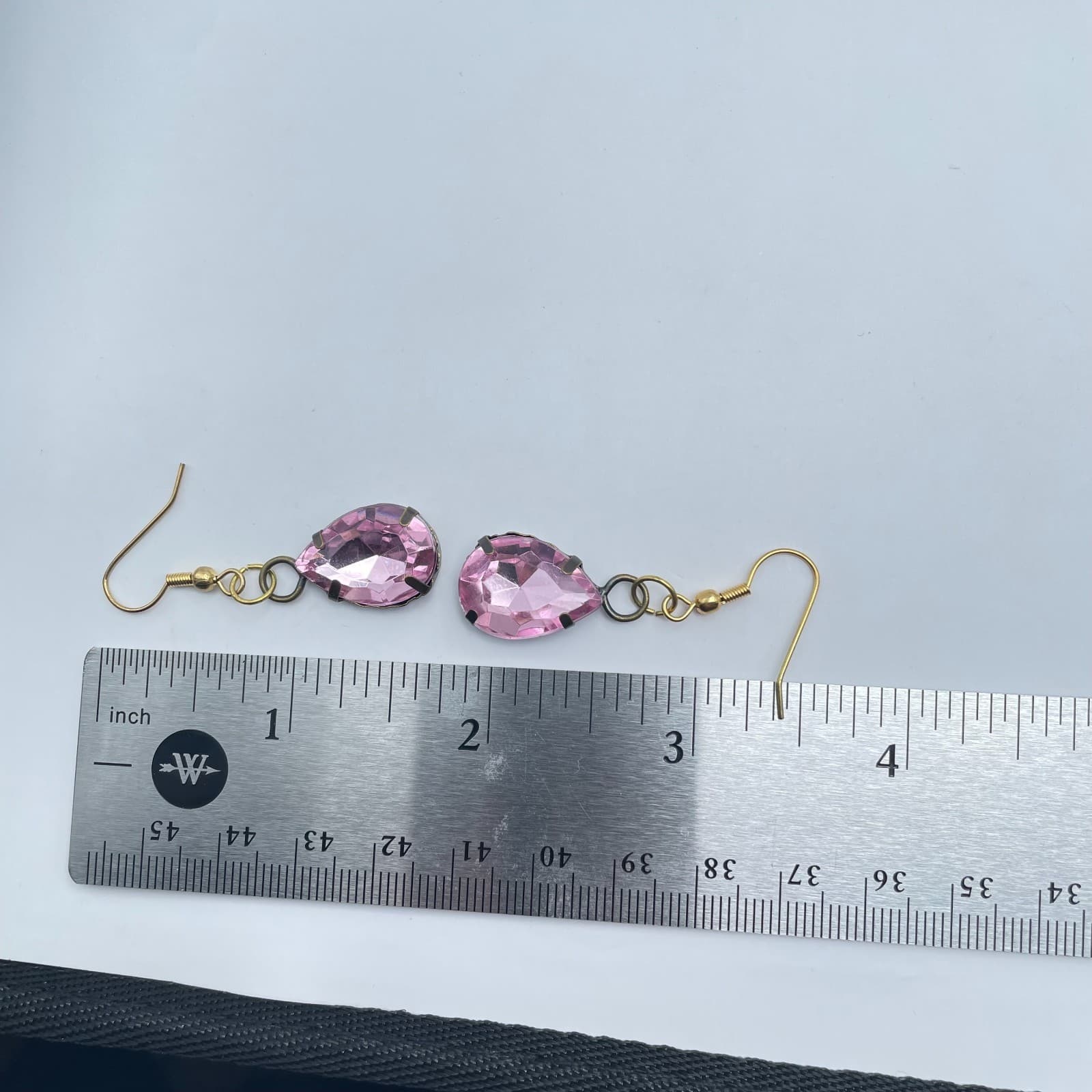 VTG Gold-Tone Pink Faceted Rhinestone Glass Prong Teardrop Bead Dangle Earrings - Thumbnail 2