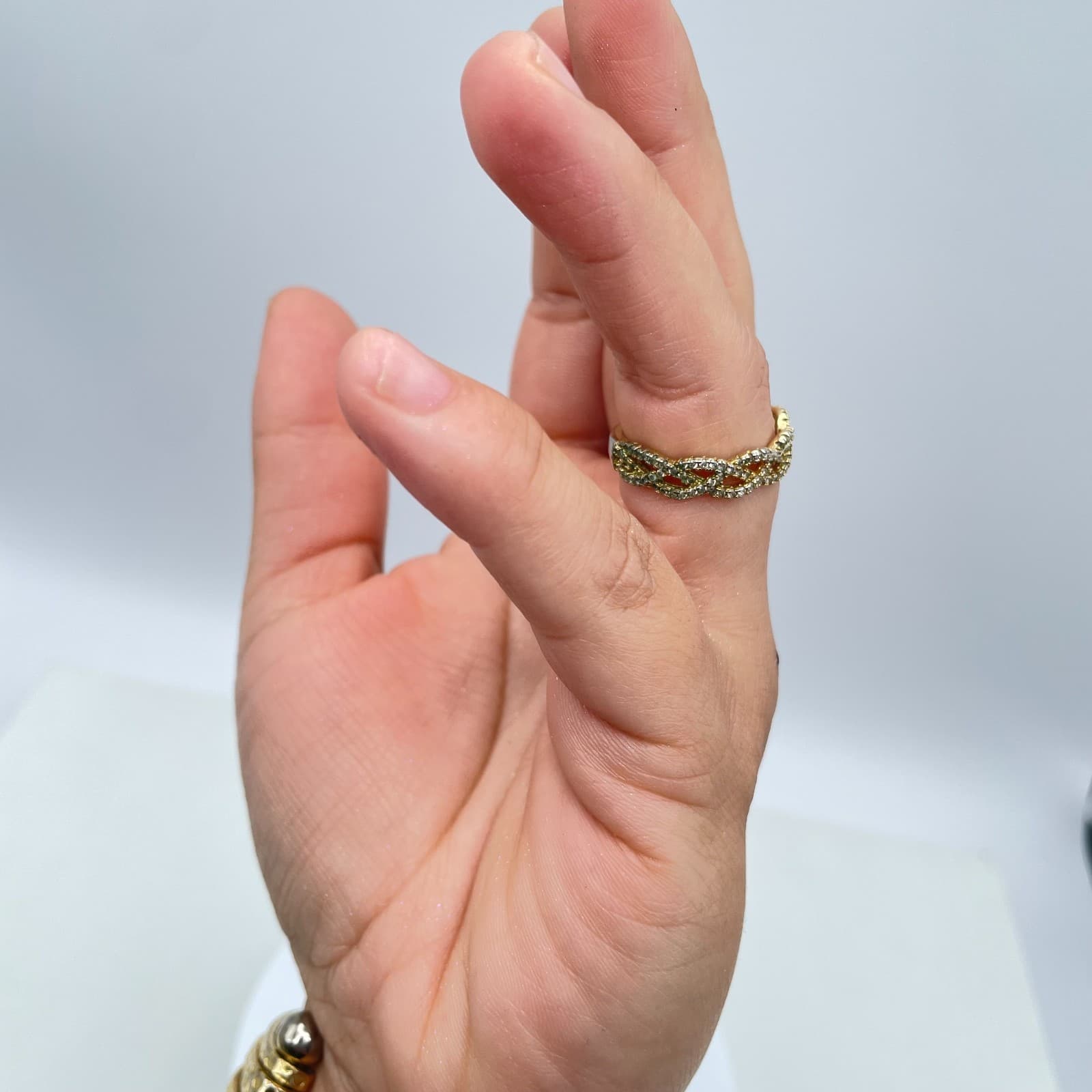 Classic Gold-Tone Clear Rhinestone Twist Entwined Infinity Band Wedding Ring - Thumbnail 6