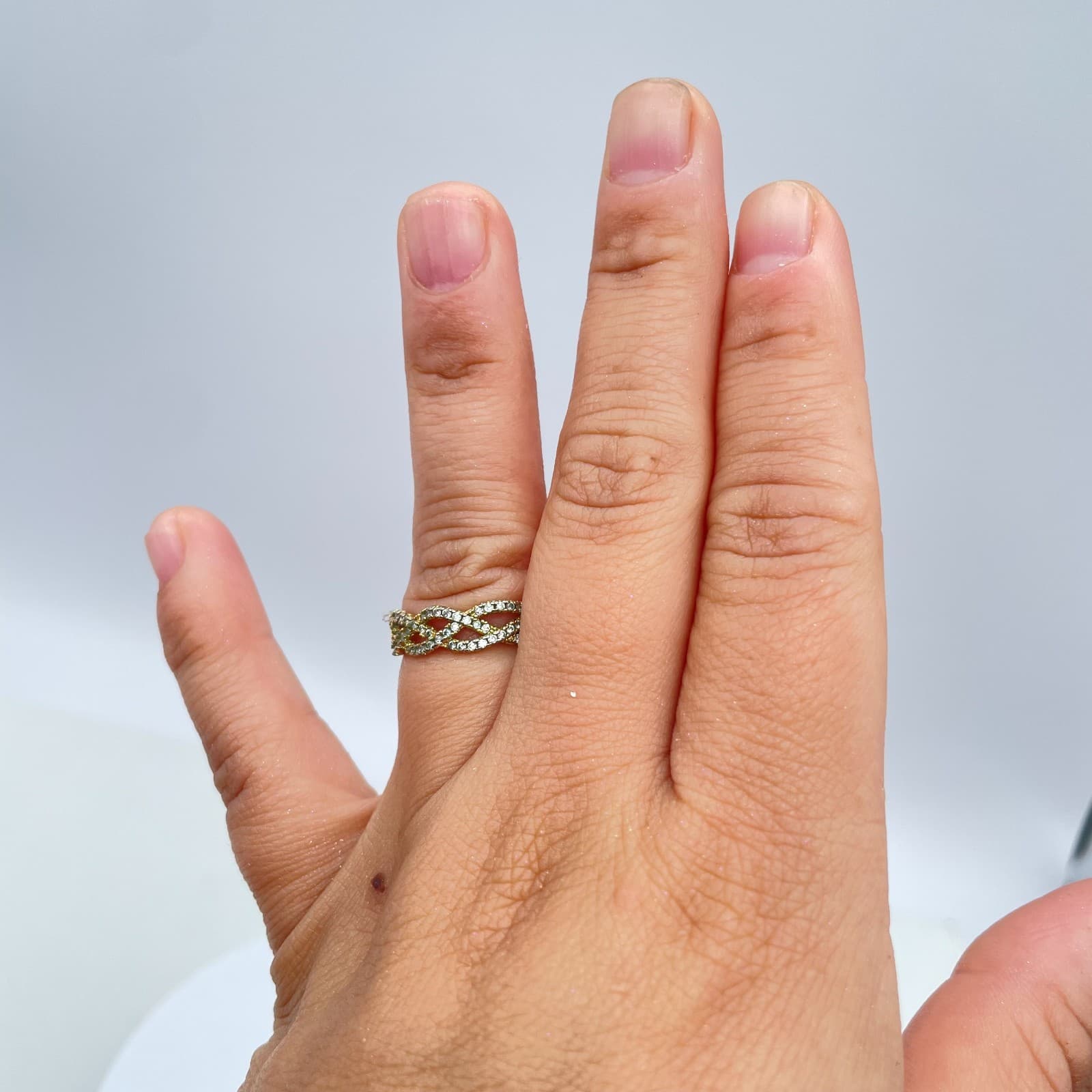 Classic Gold-Tone Clear Rhinestone Twist Entwined Infinity Band Wedding Ring - Thumbnail 8