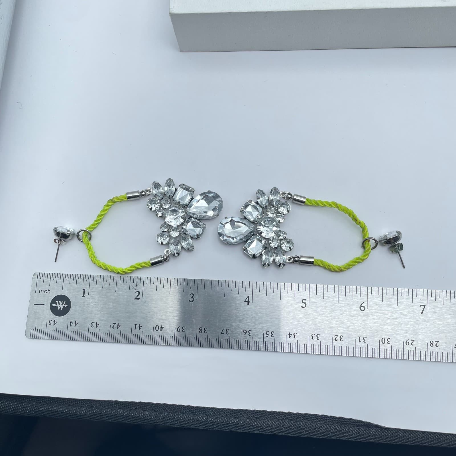 Silver-Tone Neon Green Cord Wing-Shape Clear Rhinestones Statement Drop Earrings - Thumbnail 3