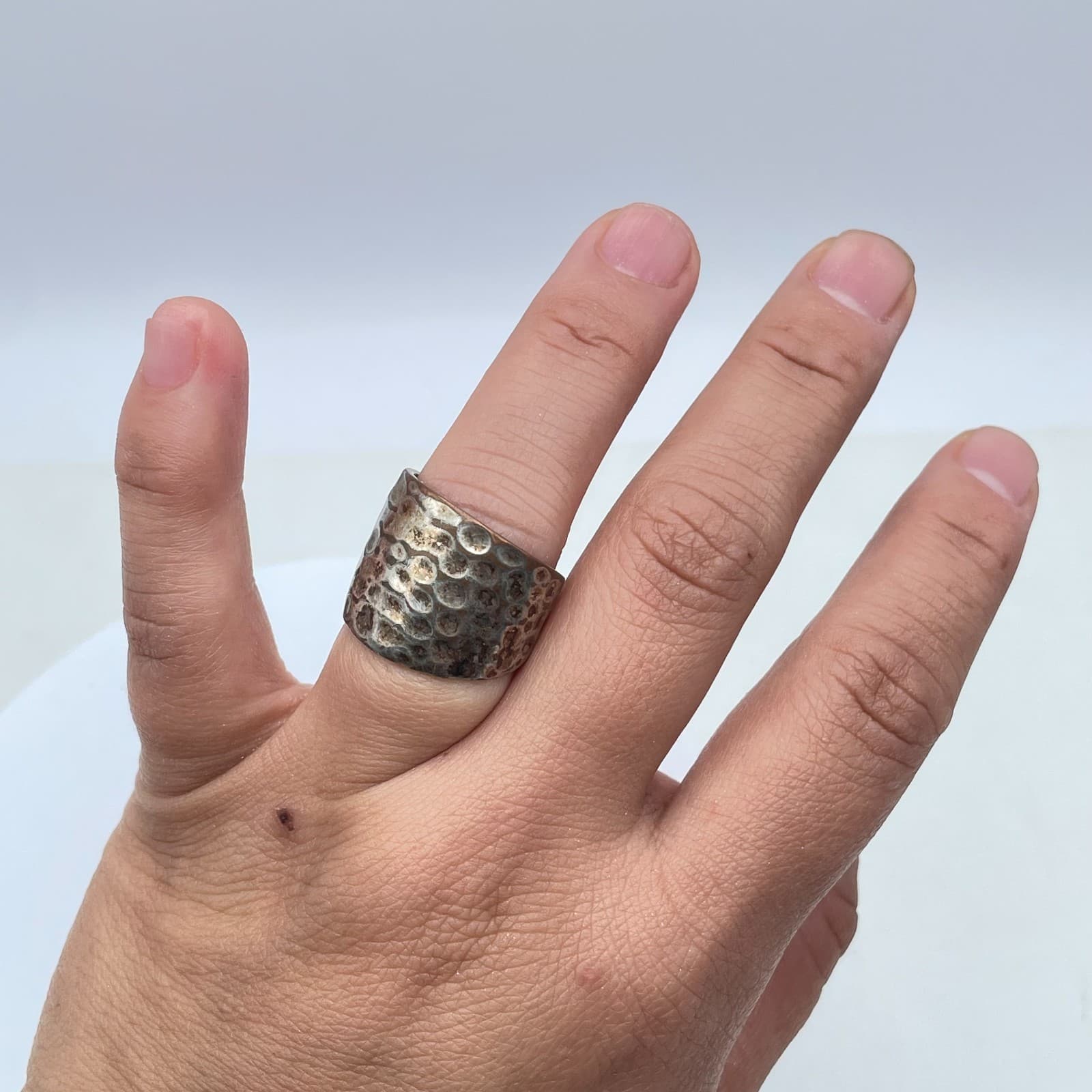 Artisanal Silver-Tone Hammered Fossil-Pattern Textured Patina Finish Wide Ring - Thumbnail 8