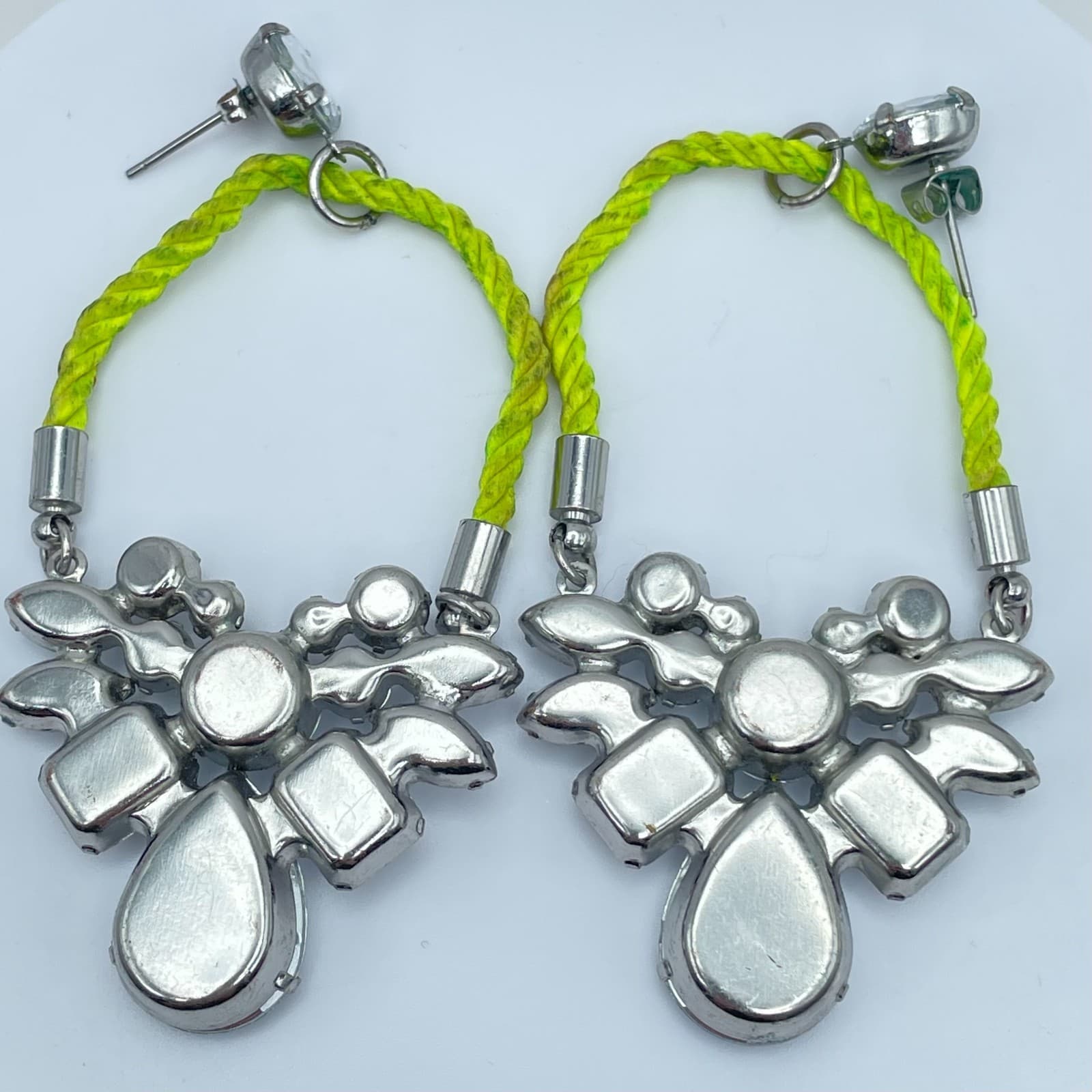 Silver-Tone Neon Green Cord Wing-Shape Clear Rhinestones Statement Drop Earrings - Thumbnail 4