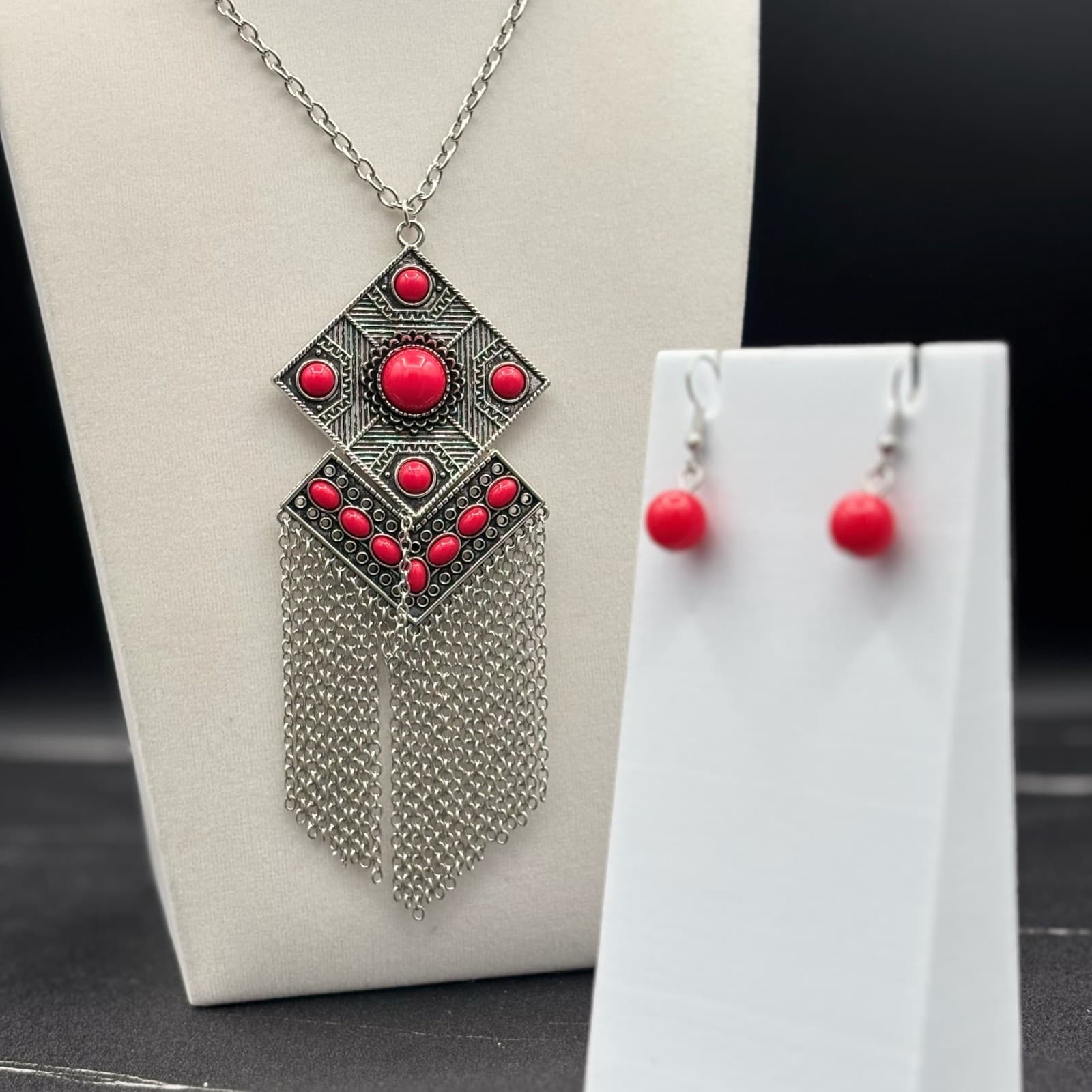 Vintage VTG Stone Fringe Tassel Pendant Necklace Dangle Earrings Set Silver Tone - Image 1