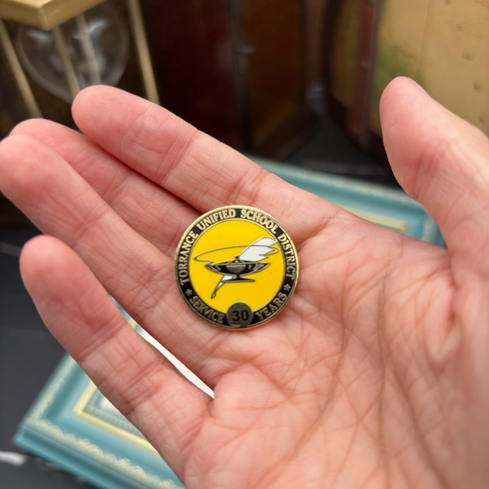 Vintage VTG Torrance Unified School District 30 Yr Service Award Pin Brooch Gold - Thumbnail 3