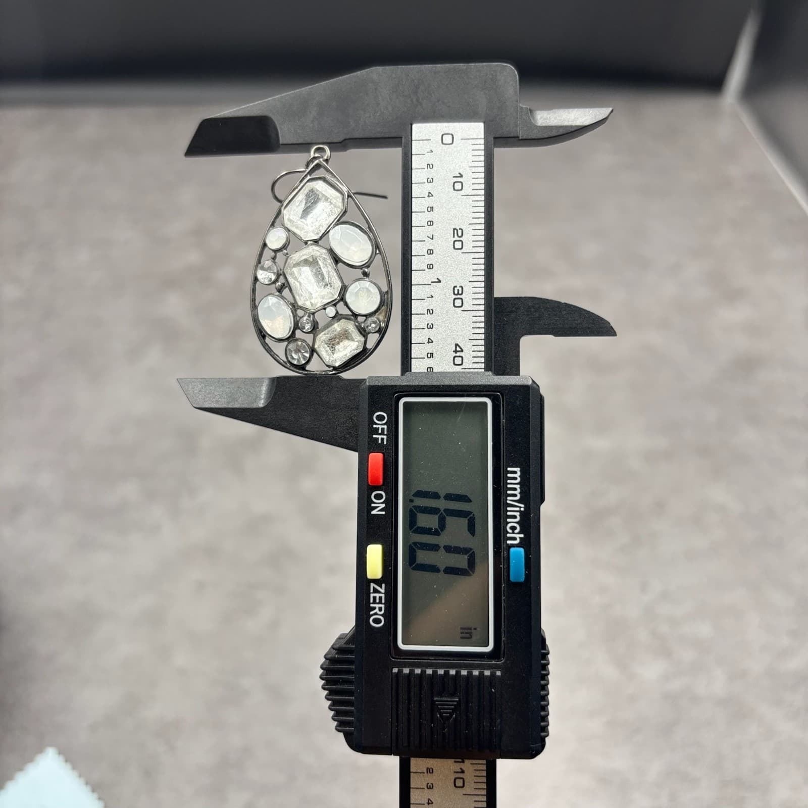 Gunmetal Teardrop Earrings Crystal Mixed-Cut Glam Statement - Thumbnail 11