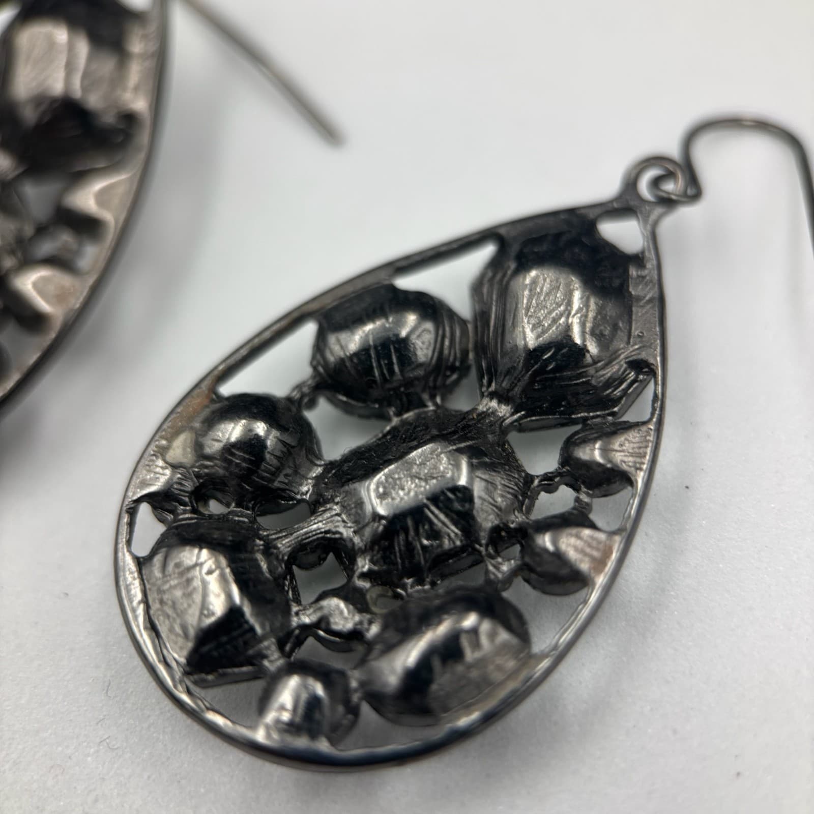 Gunmetal Teardrop Earrings Crystal Mixed-Cut Glam Statement - Thumbnail 9