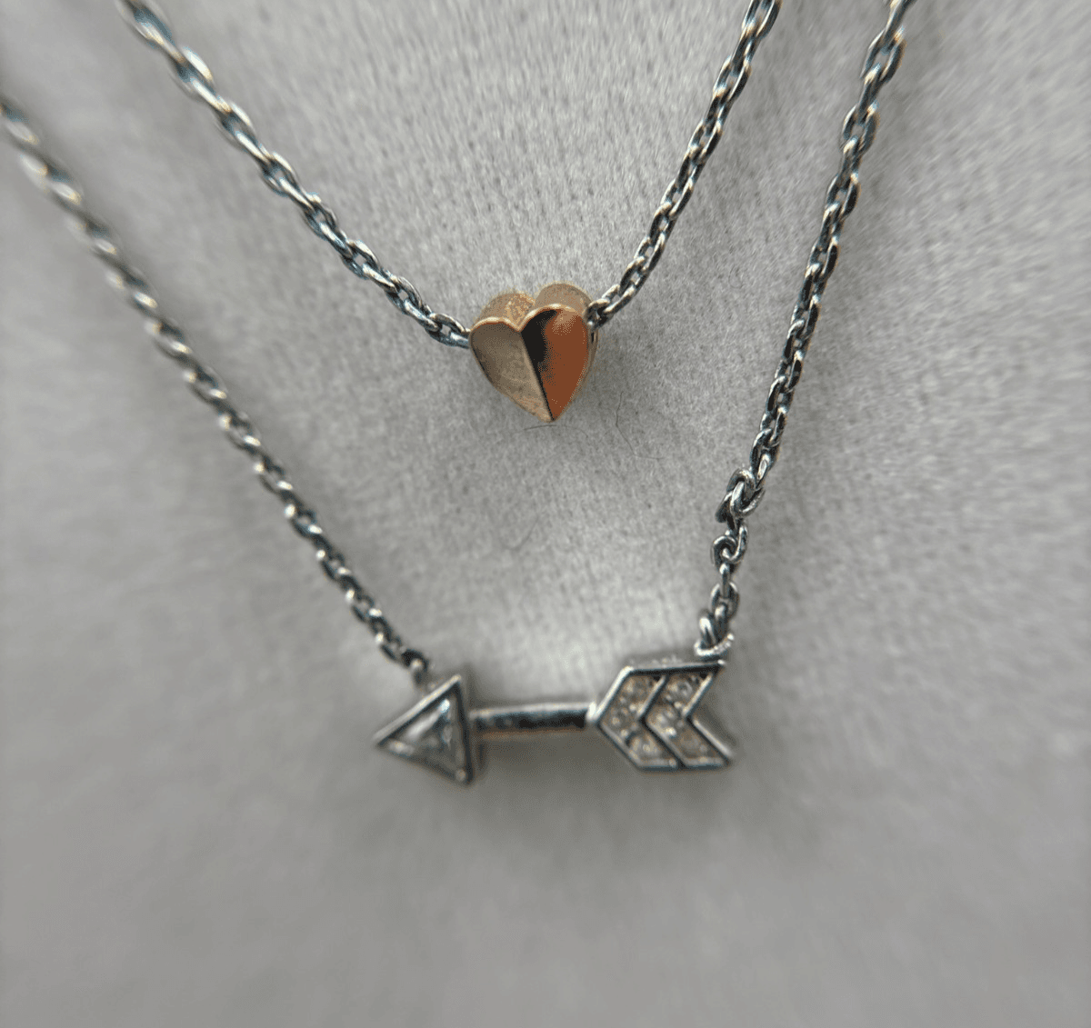 Vintage Fossil Layered Arrow Heart Necklace 16/18" Rose Gold Silver Tone Crystal - Image 1