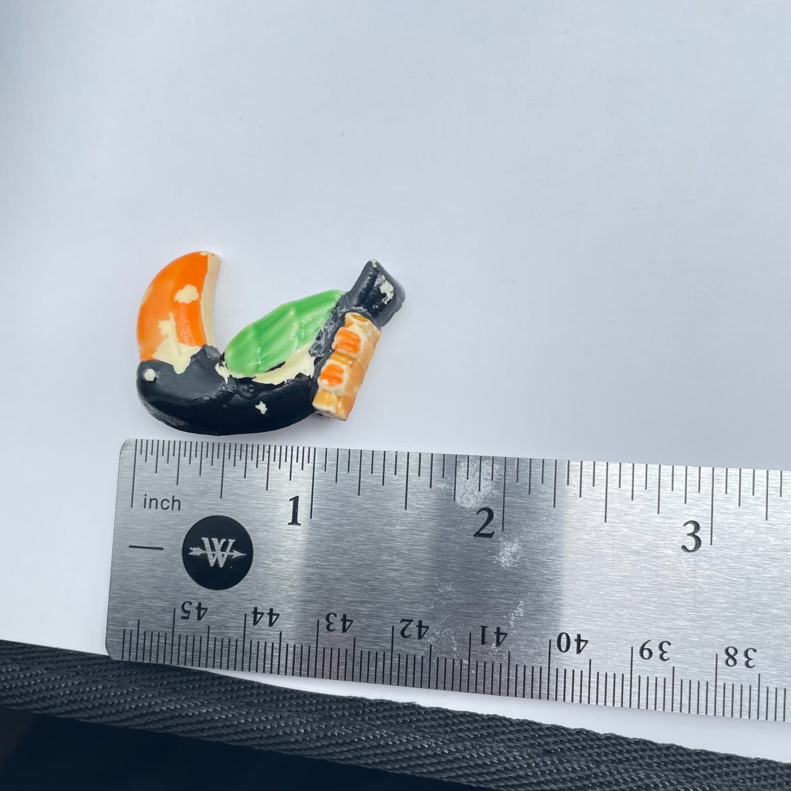 Lot of 2 VTG Gold Tone Classic Green Enamel Rhinestone Toucan Bird Brooch Pin - Thumbnail 5