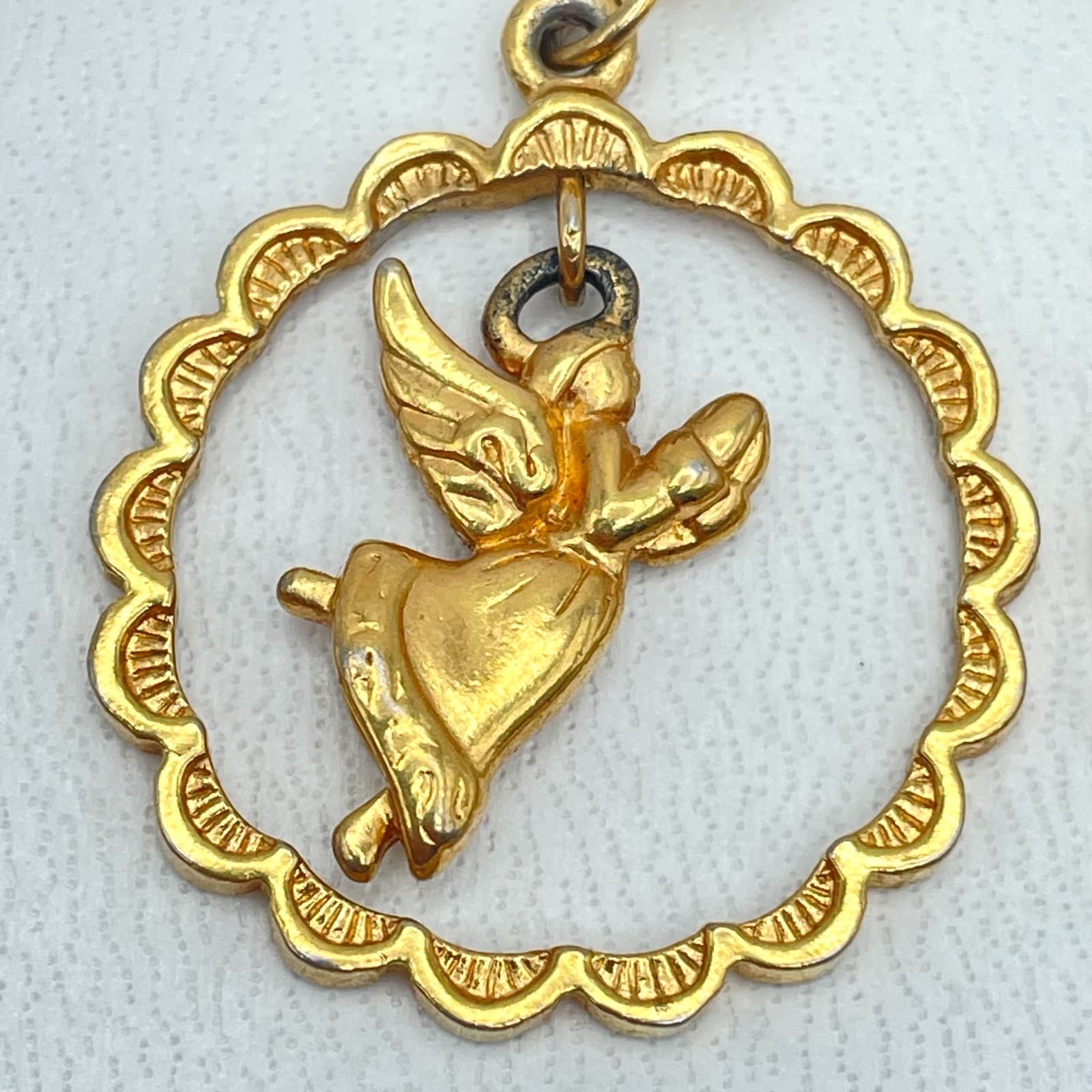 Vintage Gold-Tone Engraved Metal Soaring Angel Dangle Butterfly Back Earrings - Thumbnail 4