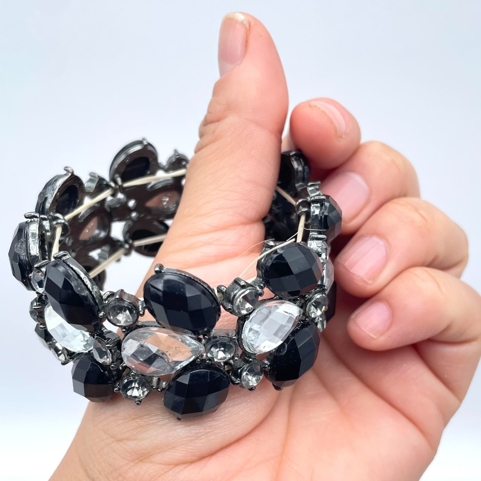 Vintage Black Clear Faceted Rhinestone Glass Teardrop Bead Rose Stretch Bracelet - Thumbnail 5
