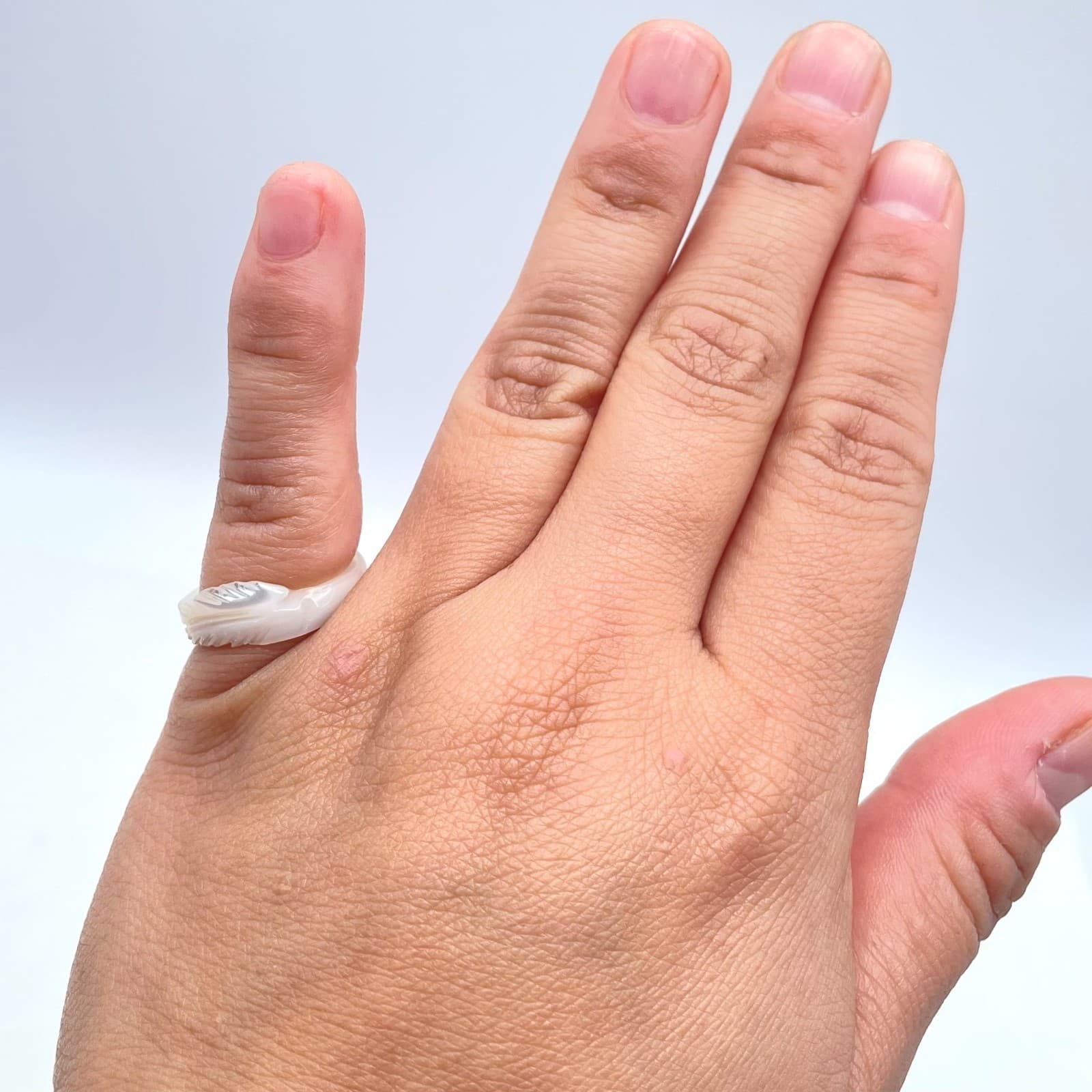 Vintage Handcrafted White Classic Fashion Leaf Feather-Carved Band Ring - Thumbnail 7