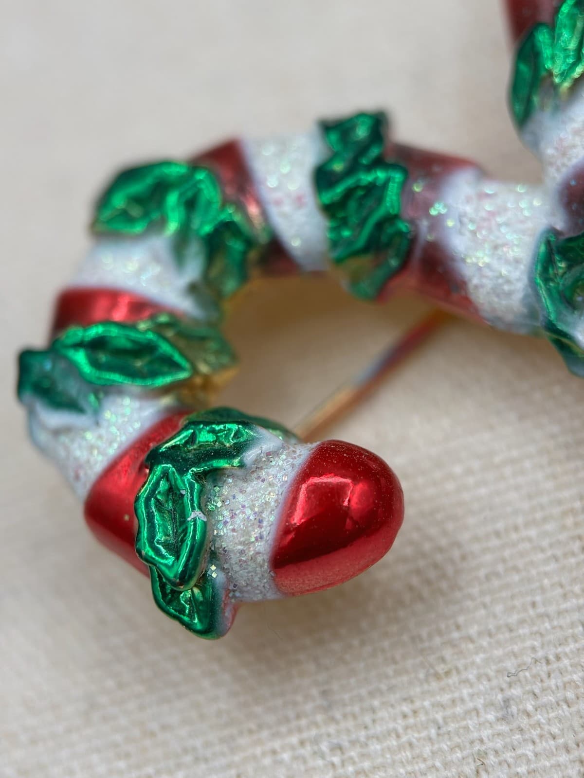 Vintage VTG Christmas Candy Cane Brooch Gold Tone Red Green Enamel Glitter Pin - Thumbnail 6