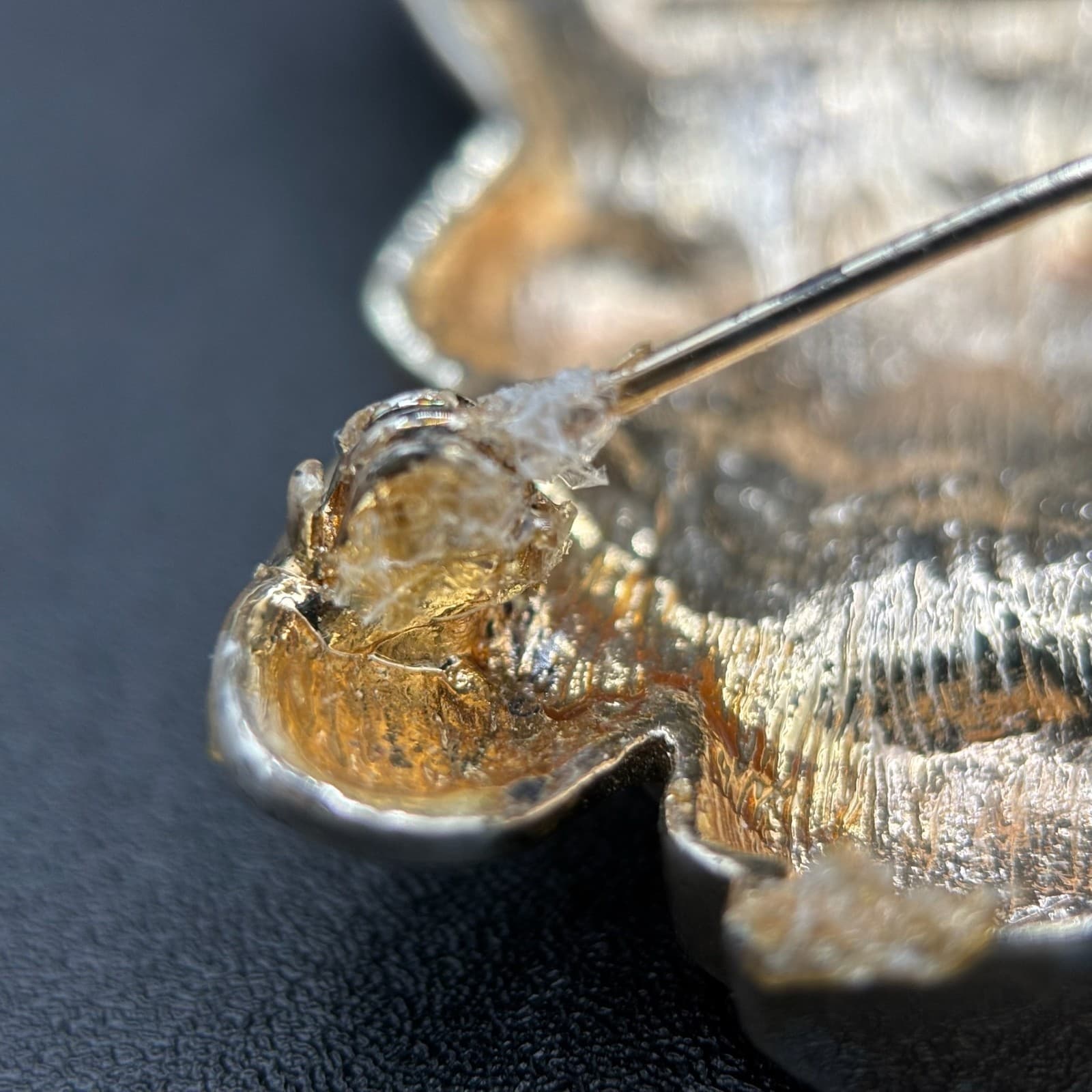 Vintage AAI Angel Brooch Pin Silver Tone Metal Red Rhinestone Christmas Figural - Thumbnail 4