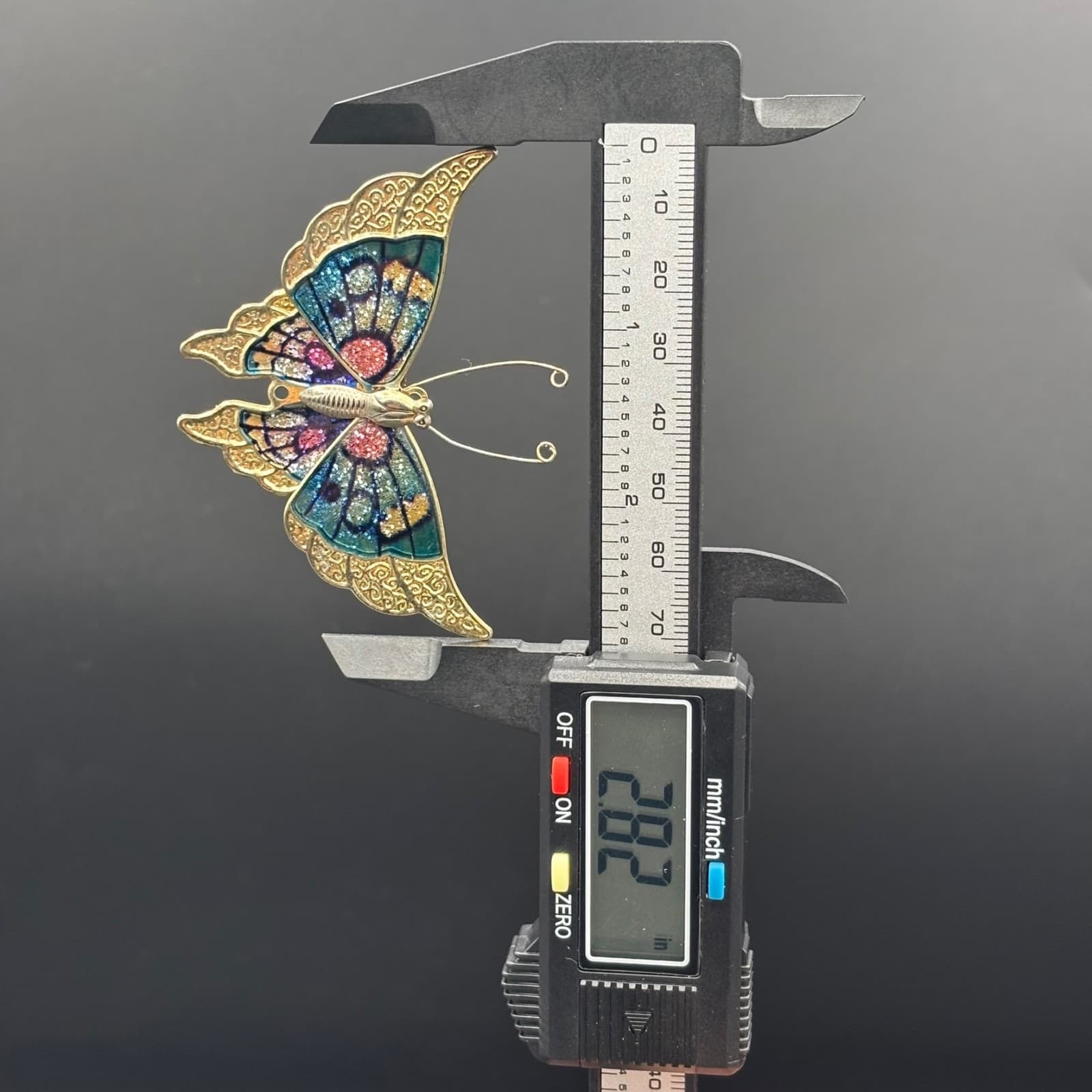 Vintage Gold Tone Shell Butterfly Brooch Pin with Texture Wings & Antennas - Thumbnail 8