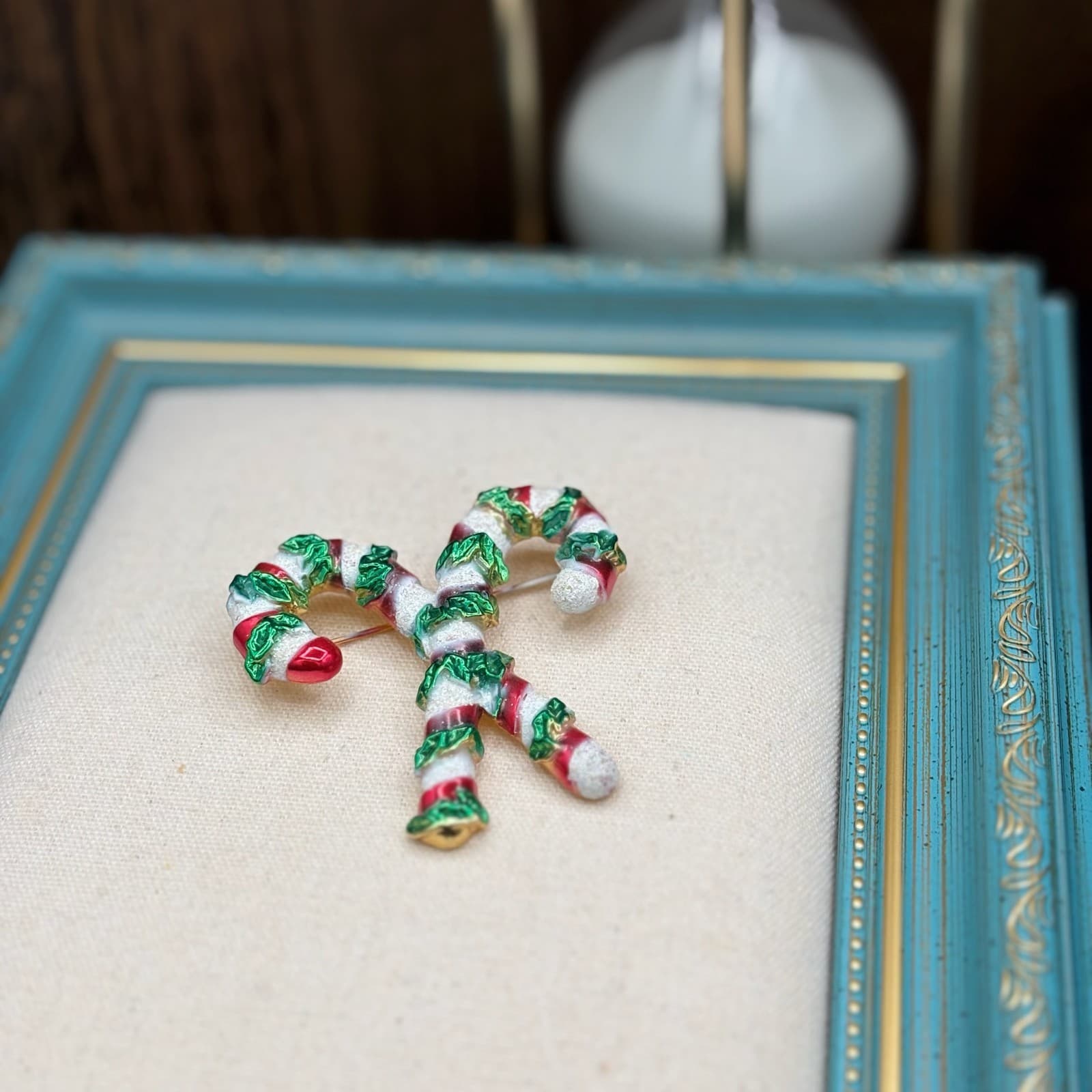 Vintage VTG Christmas Candy Cane Brooch Gold Tone Red Green Enamel Glitter Pin - Thumbnail 8