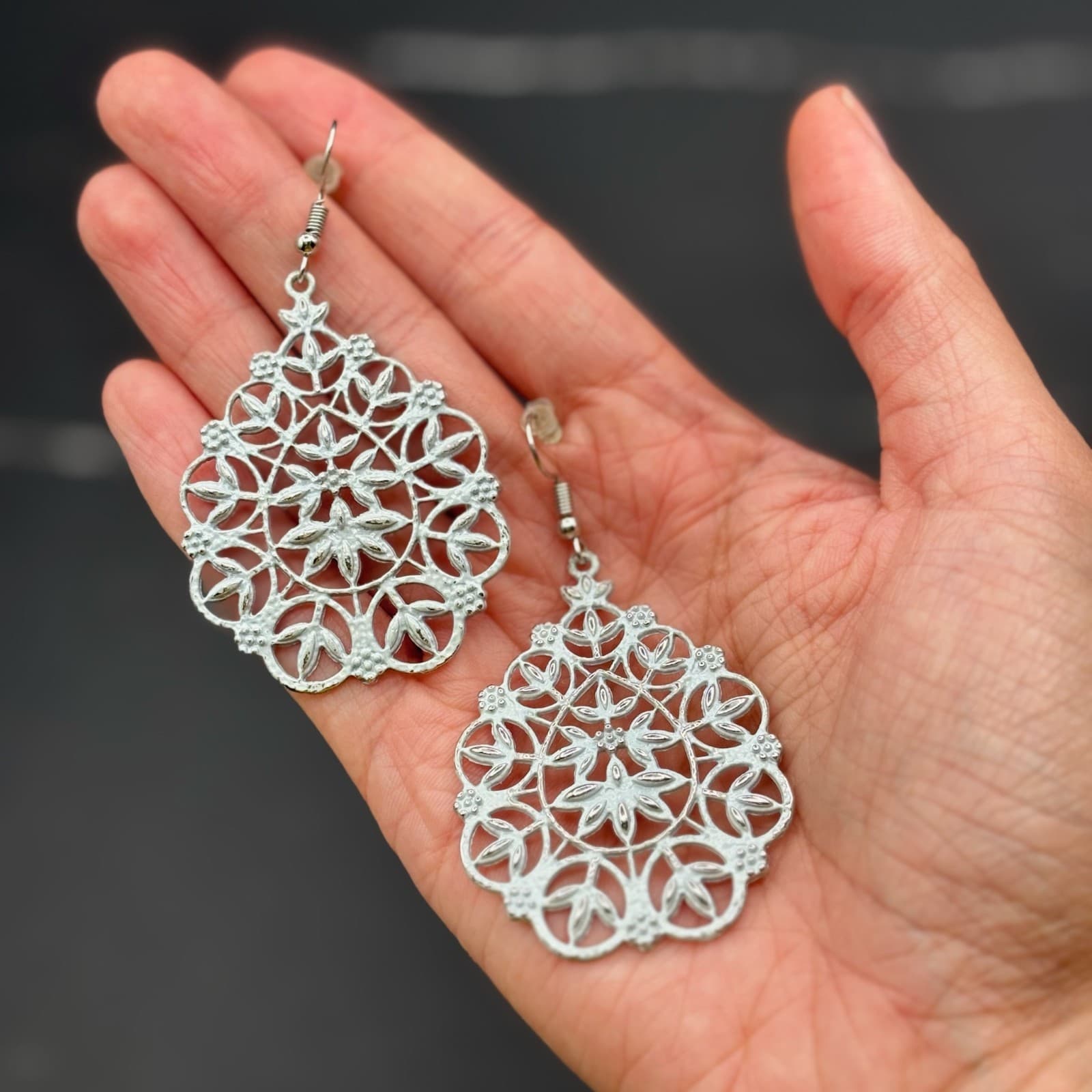 Silver Filigree Teardrop Dangle Earrings Boho Floral Lightweight Statement - Thumbnail 3