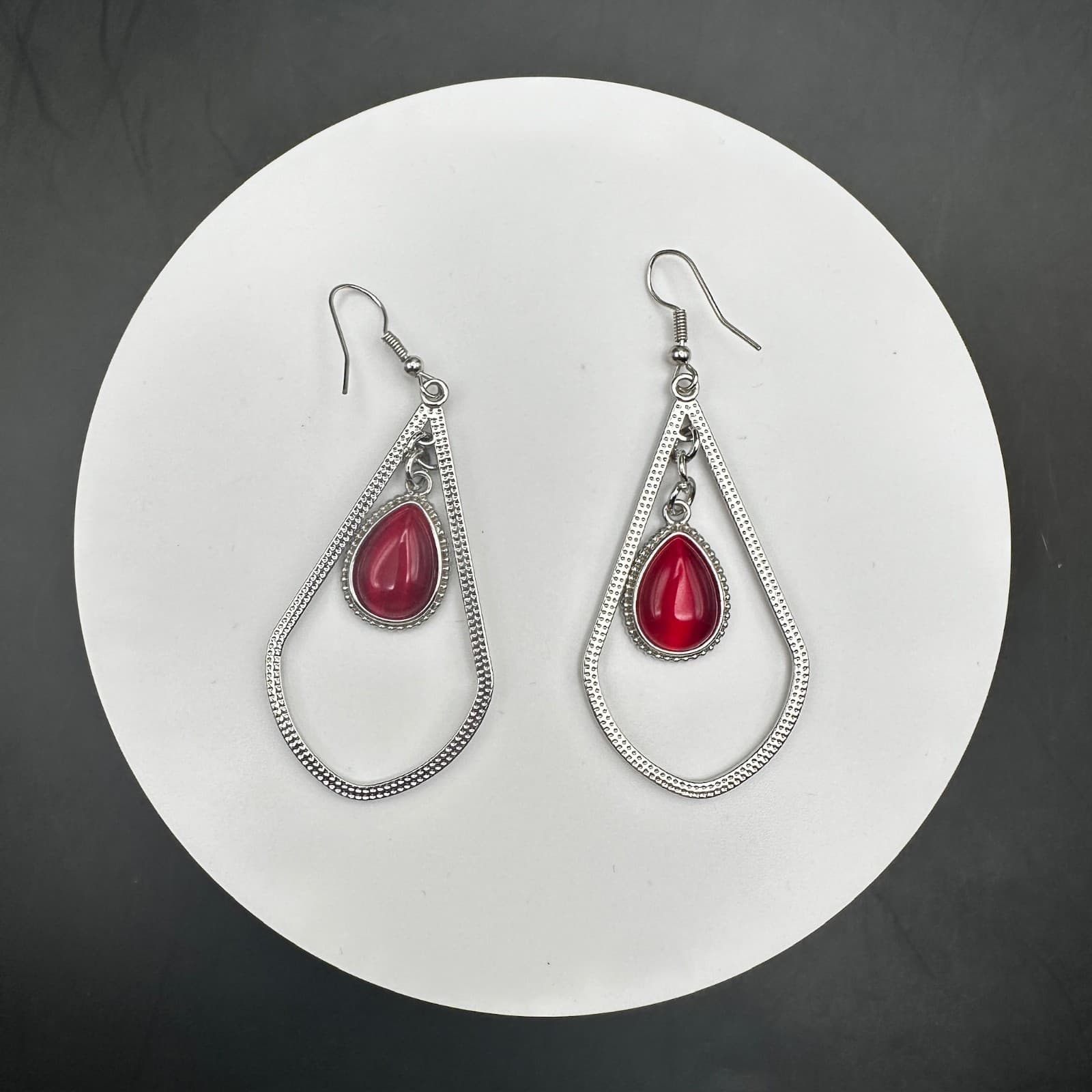 Vintage 90s Red Teardrop Dangle Earrings Silver-tone Drop Jewelry Boho Chic - Thumbnail 6