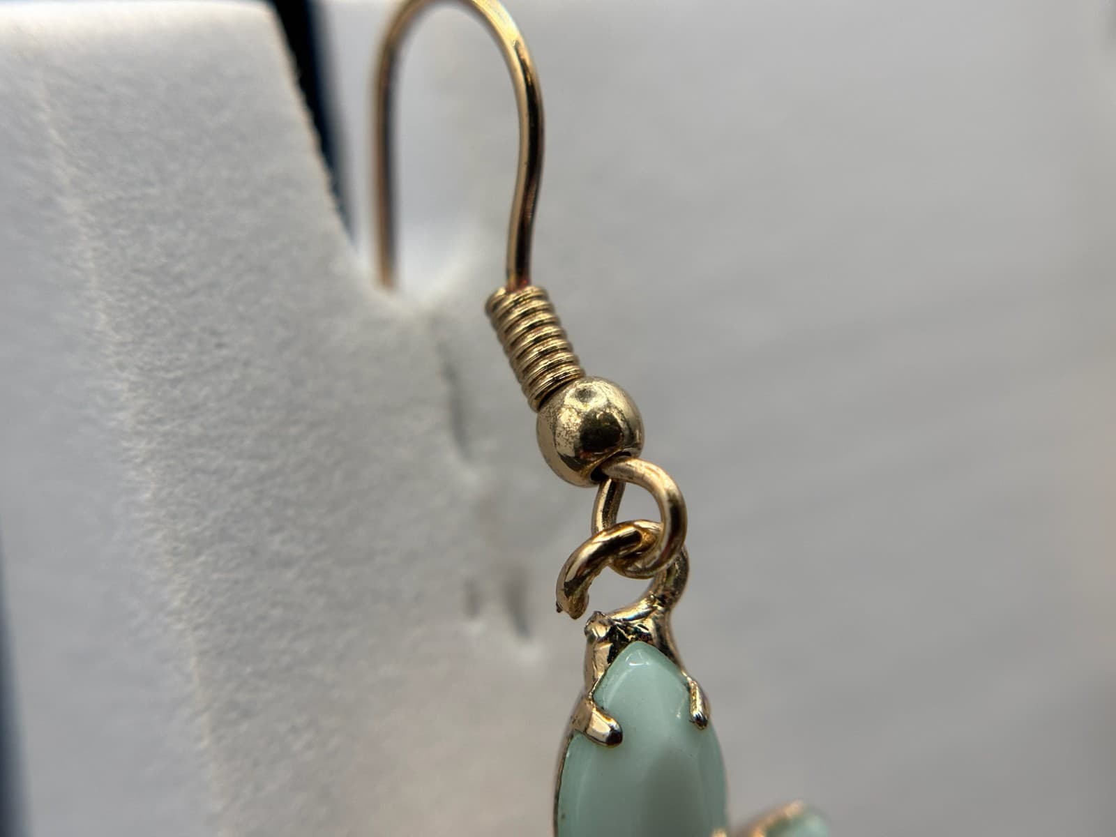 Vintage 90s Gold-Tone Mint Marquise Drop Earrings Delicate Floral Chic - Thumbnail 4