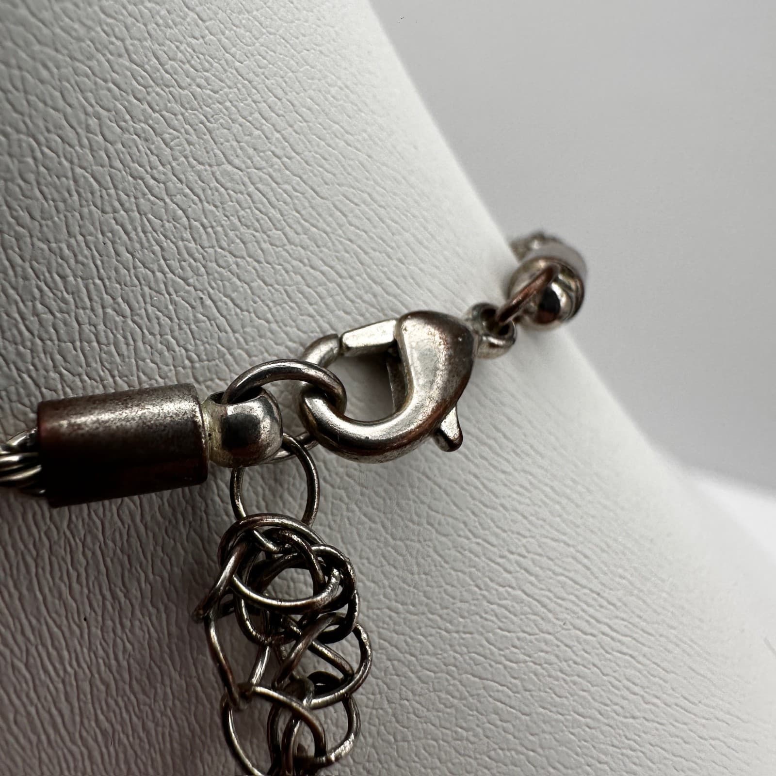 Vintage 90s Time and Tru Silver Tone Embossed Heart Pendant Rope Chain Jewelry - Thumbnail 7