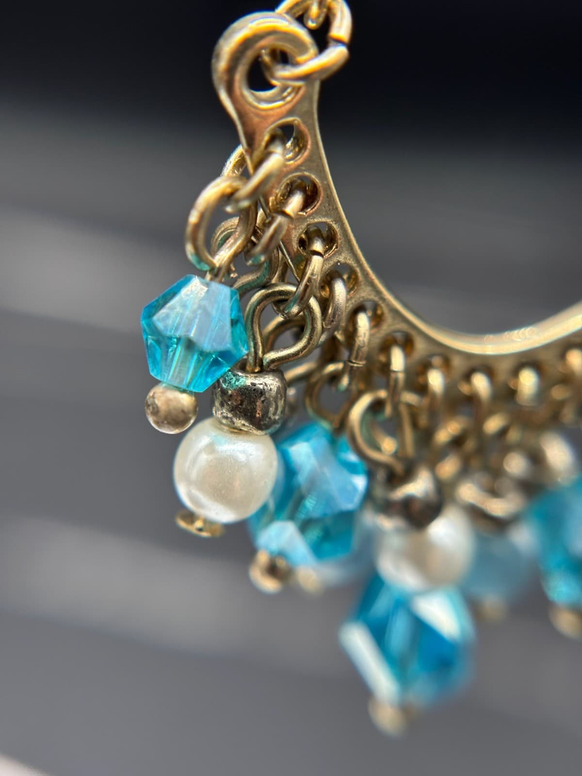 Vintage Boho Gold Tone Beaded Chandelier Earrings Blue Glass & Pearl Accents - Thumbnail 4