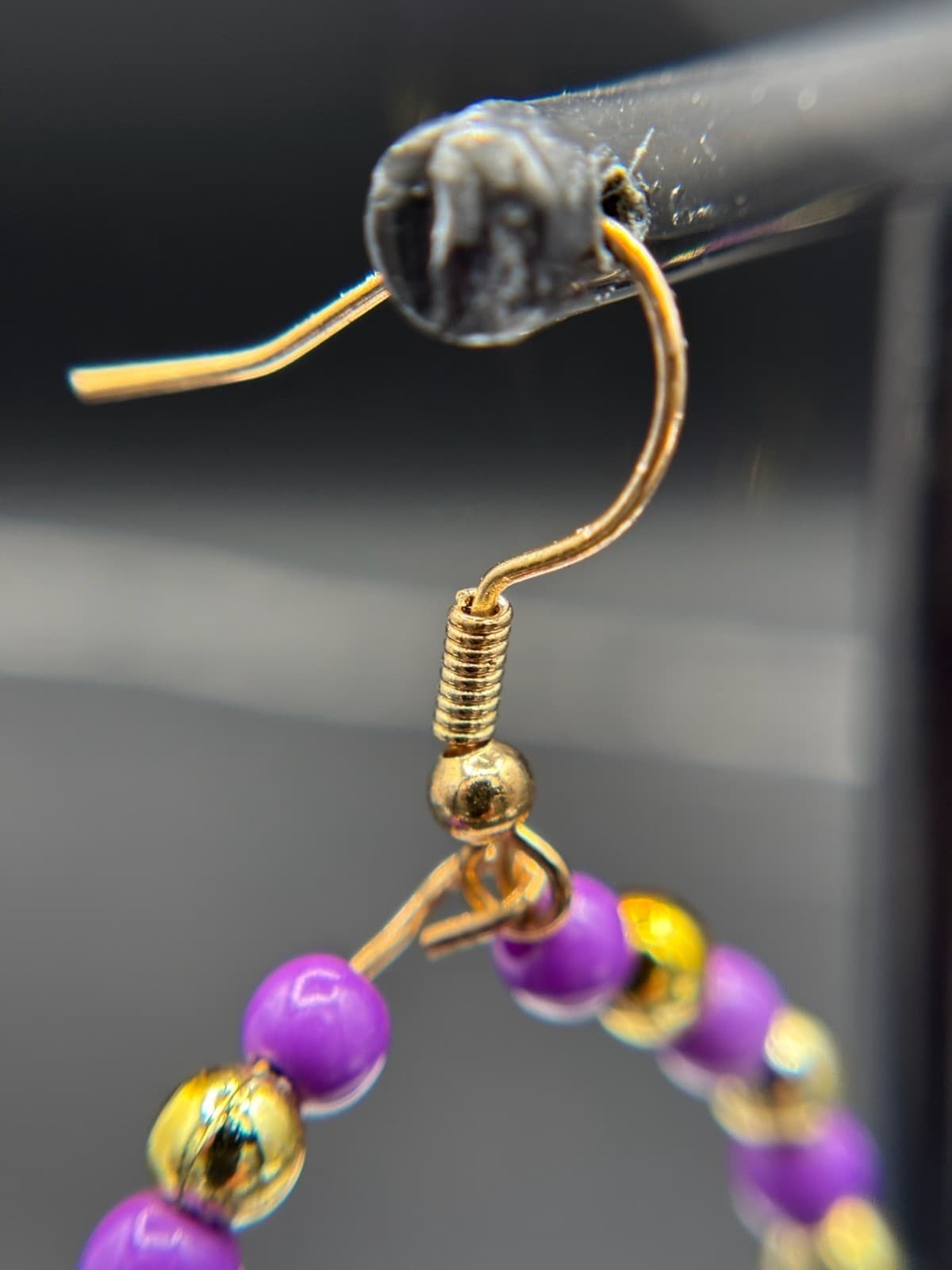 Vintage 80s 90s Y2K Purple & Gold Beaded Hoop Earrings Retro Fun Statement Style - Thumbnail 3