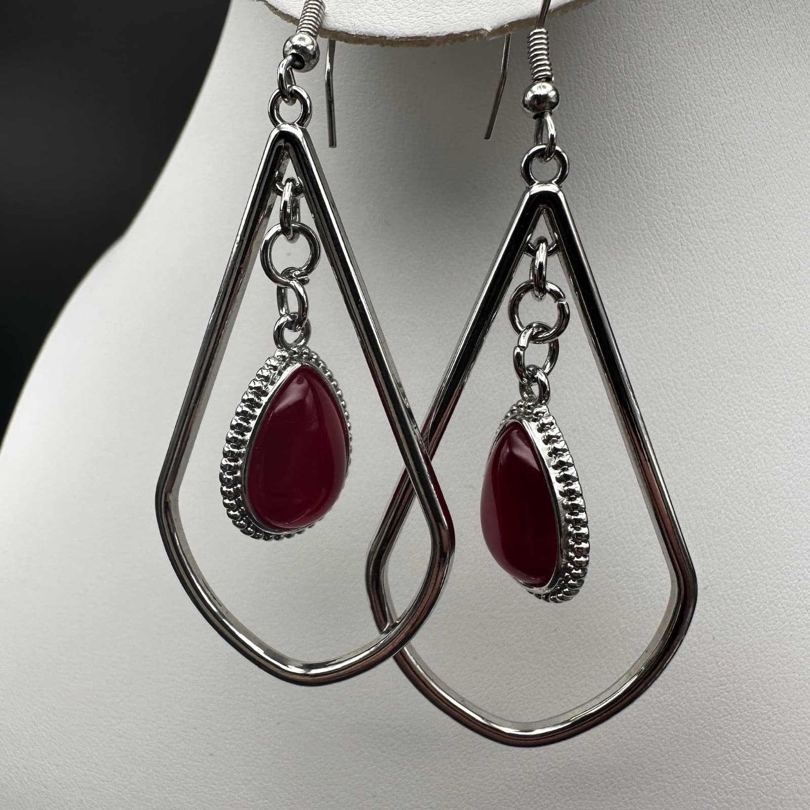 Vintage 90s Red Teardrop Dangle Earrings Silver-tone Drop Jewelry Boho Chic - Thumbnail 4