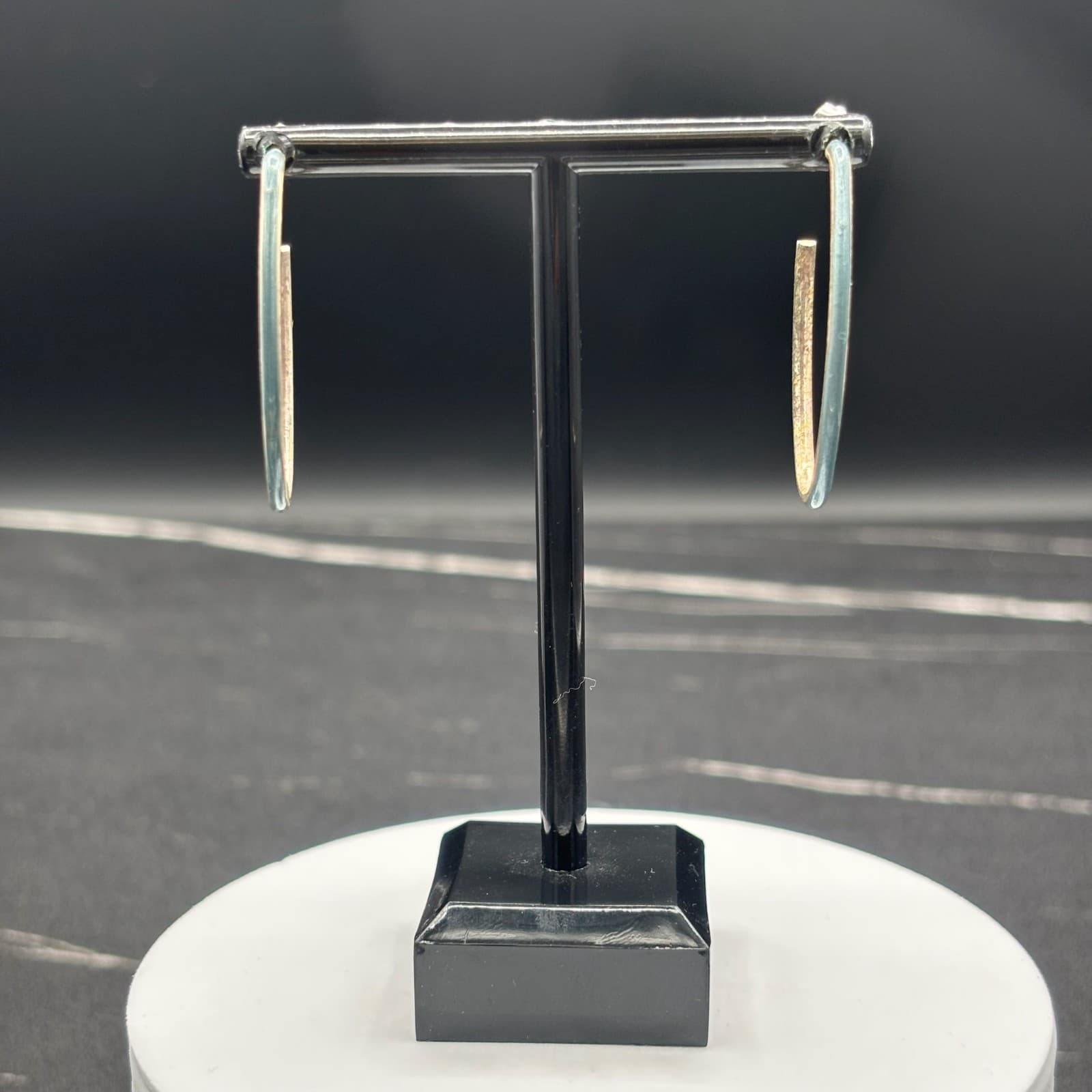 Modern Minimalist Gold Tone & Teal Bar Earrings Sleek Y2K Style - Thumbnail 2