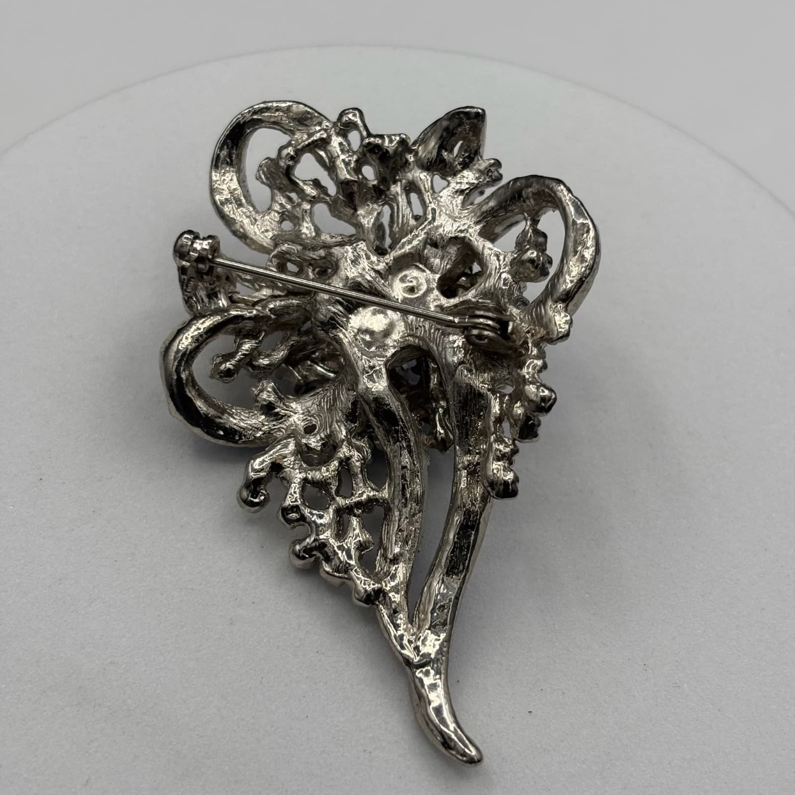 Silver-Tone Foilback Blue Rhinestone Floral Brooch Vintage Sparkle Style - Thumbnail 7