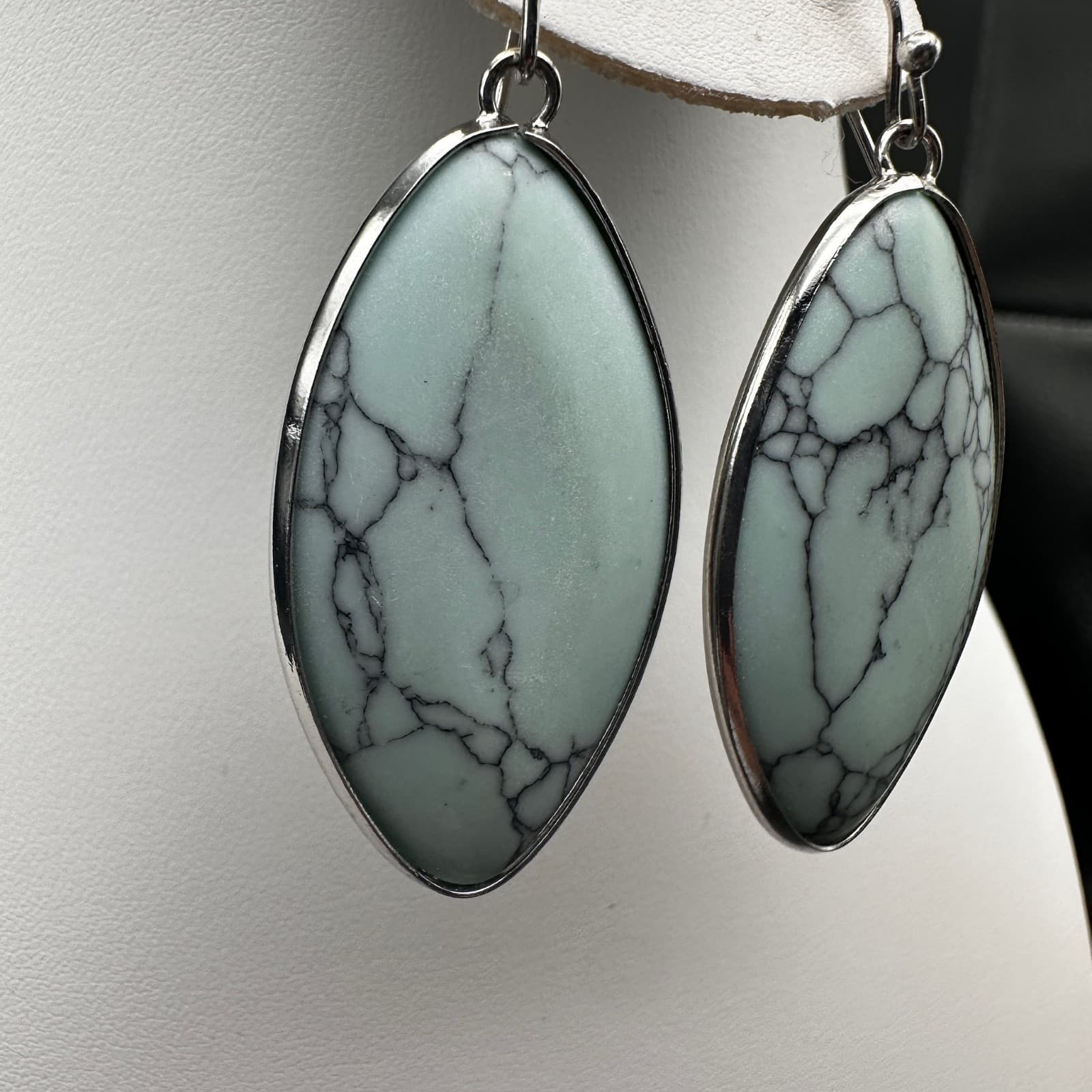 Vintage Light Green Marquise Stone Dangle Earrings Silver Tone Boho Jewelry - Thumbnail 2