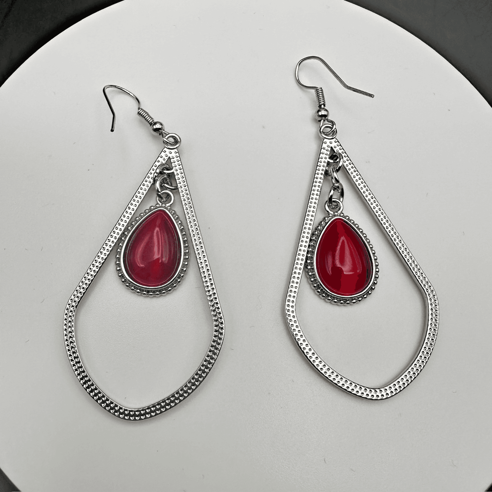 Vintage 90s Red Teardrop Dangle Earrings Silver-tone Drop Jewelry Boho Chic - Image 1