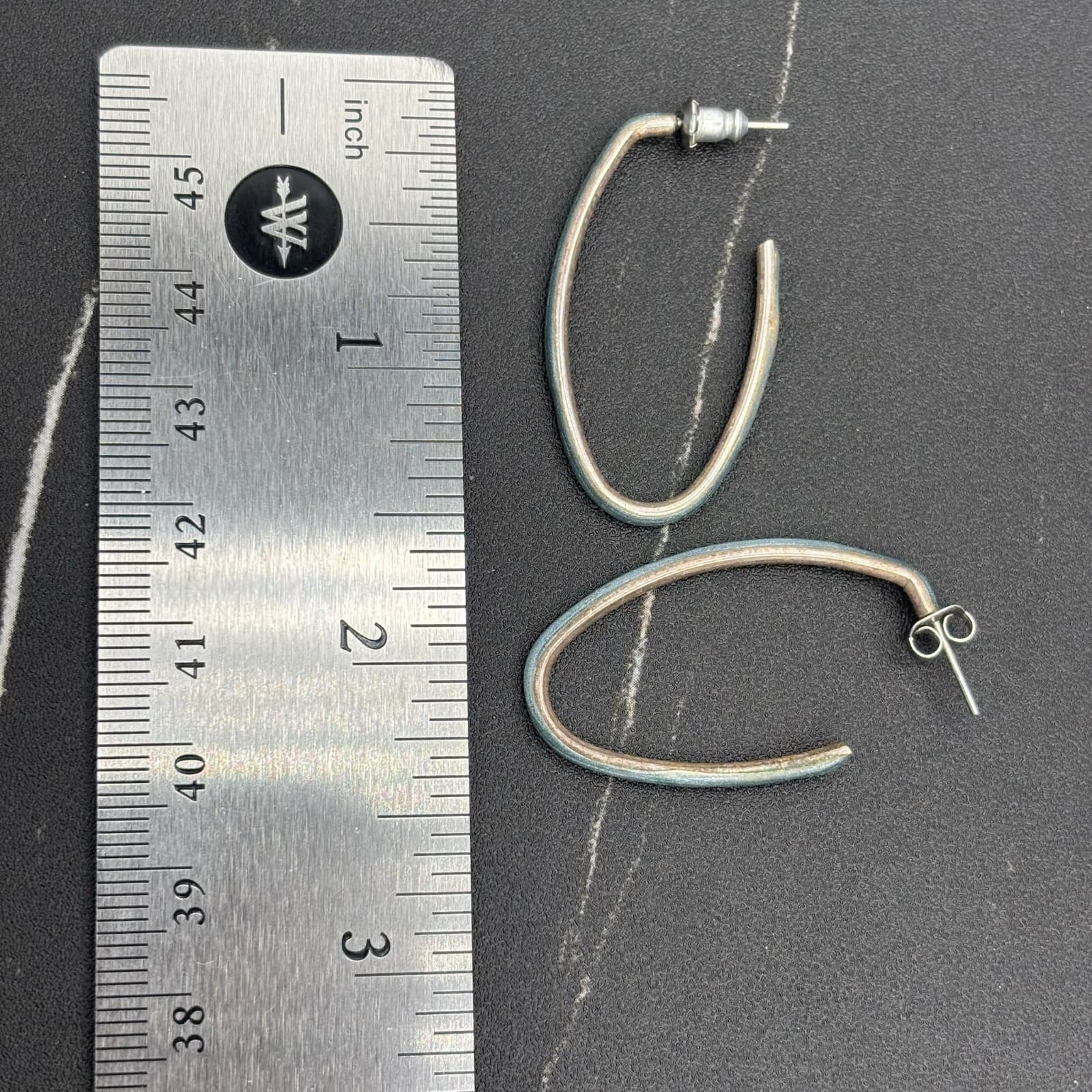 Modern Minimalist Gold Tone & Teal Bar Earrings Sleek Y2K Style - Thumbnail 4