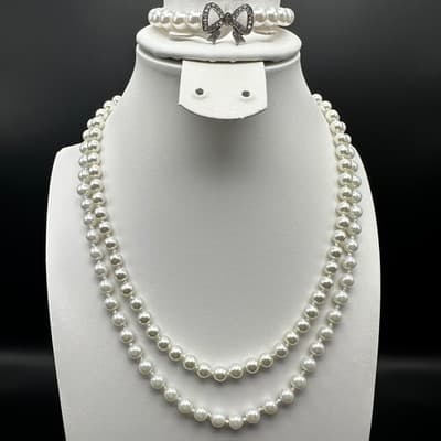Vintage 90s Pearl Necklace Bracelet Set Bow Crystal Accent Ivory Beads Jewelry - Image 1