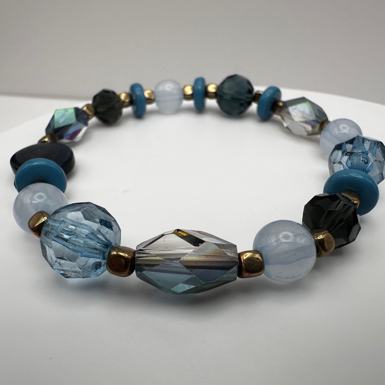 Vintage 90s Gold Tone Stone Beaded Bracelet Women's Classic Fashion Jewelry - Thumbnail 5